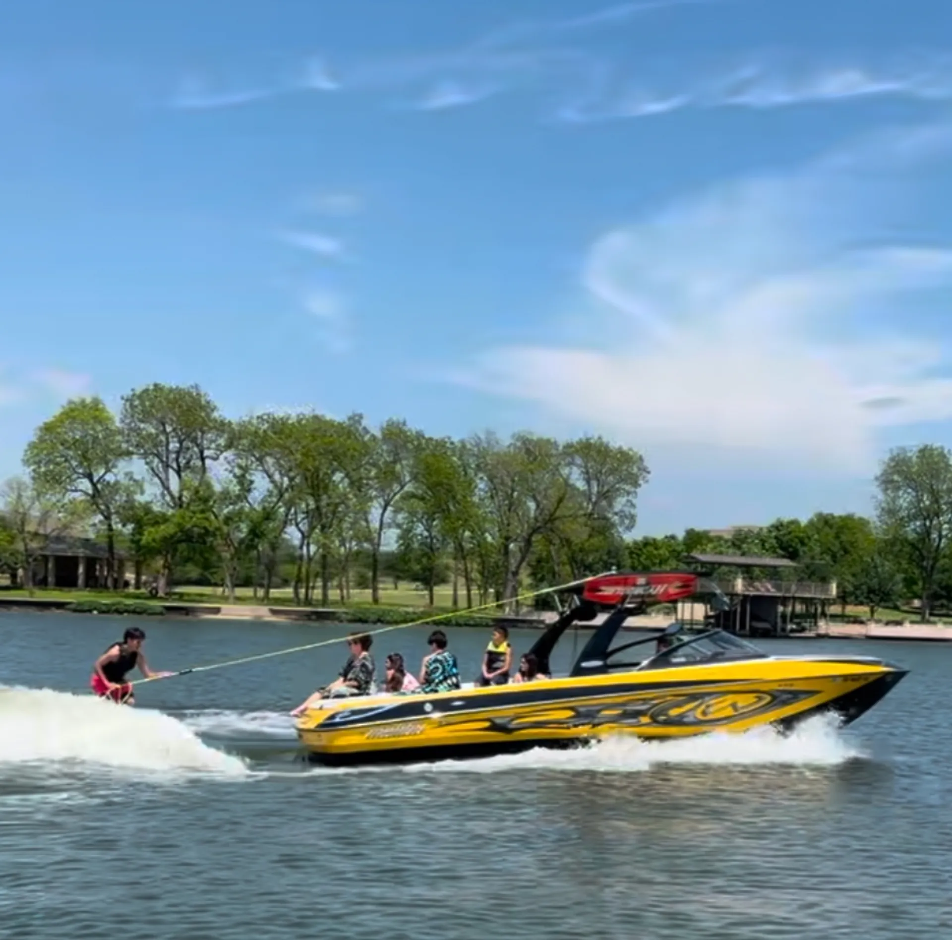 MALIBU BOATS WAKESETTER 23 LSV in Granite Shoals, TX — photo 3