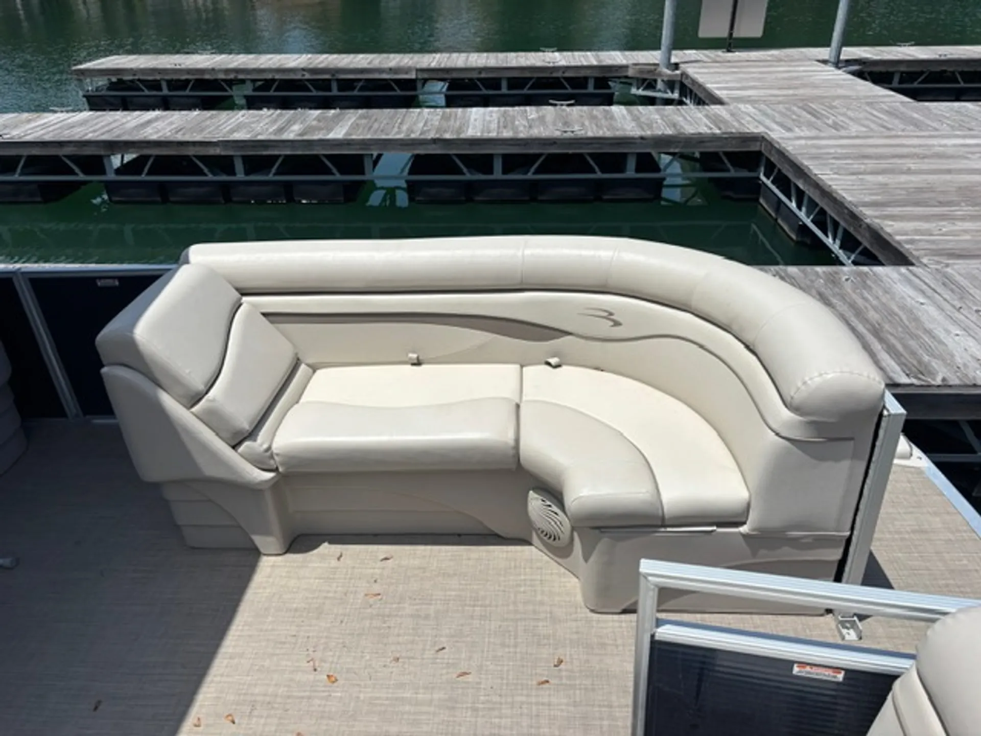 BENNINGTON MARINE 21SLX in Buford, GA — photo 2