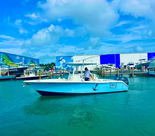 Rent a SEA HUNT BOATS center console in Tavernier, FL near me
