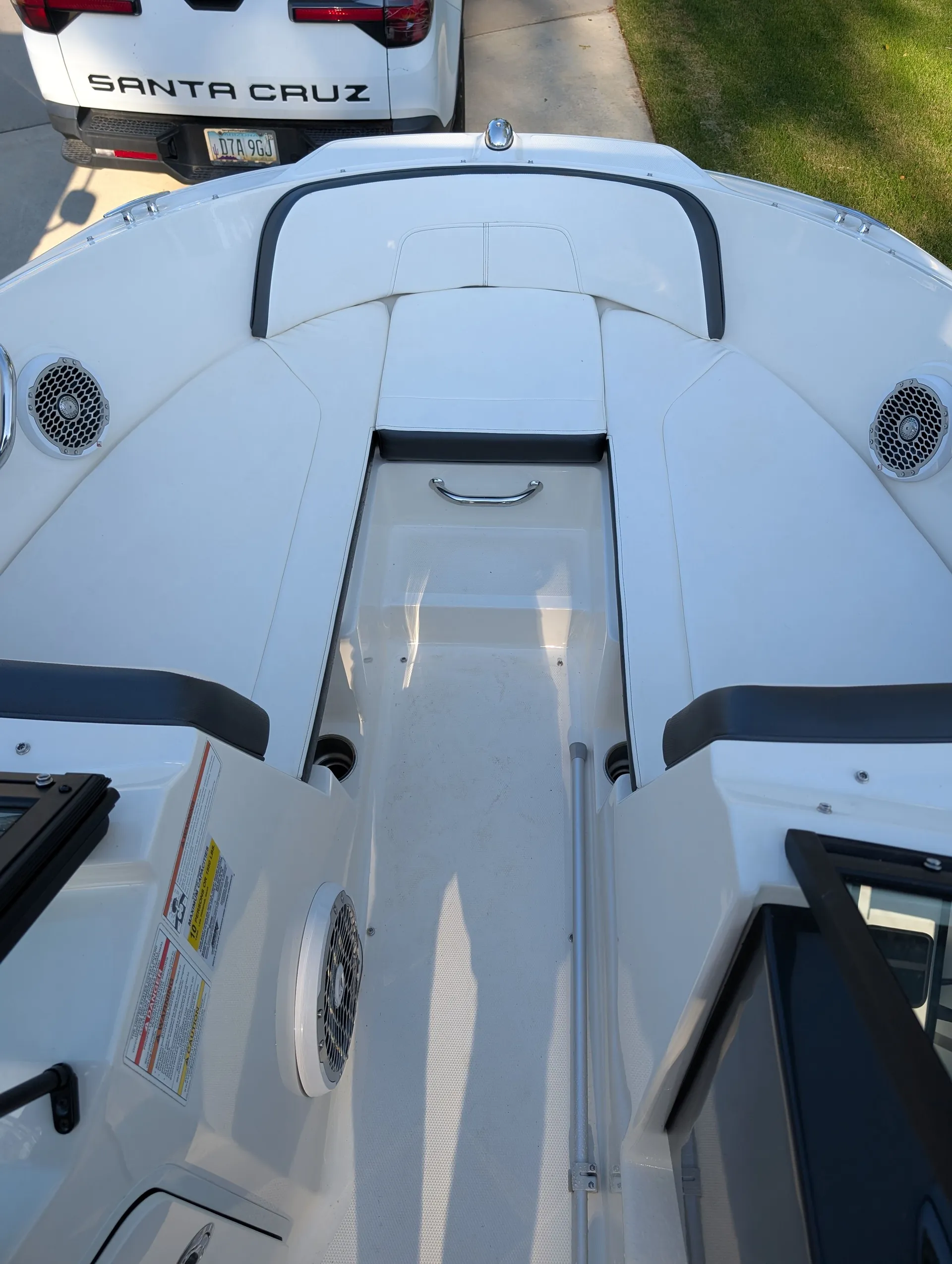 Sporty & Spacious! Sea Ray SPX190 - Lake Lanier Delivery Available!