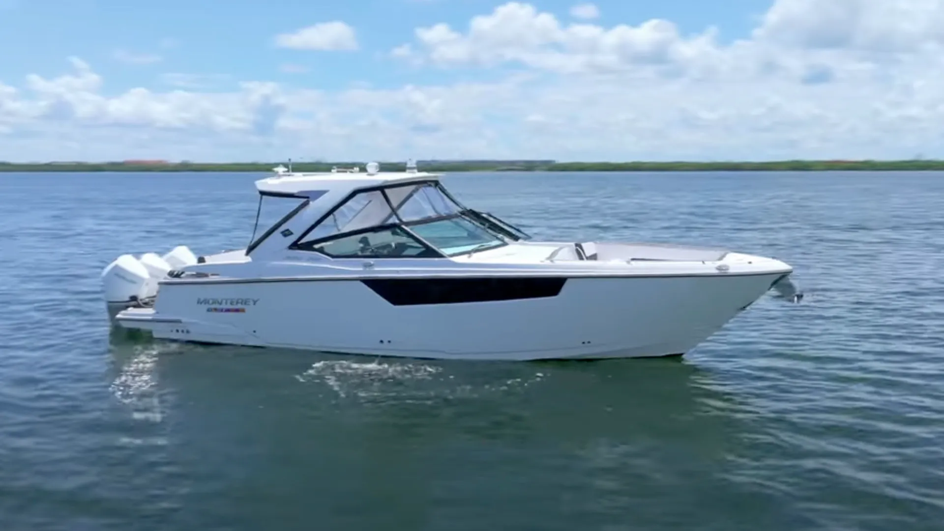MONTEREY BOATS 385SS in Sarasota, FL — photo 9