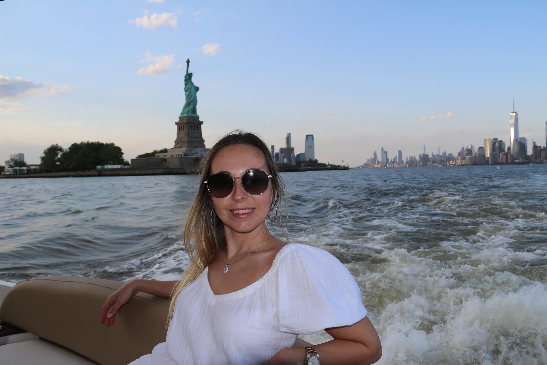 NYC’s BEST 50ft LUXURY MERIDIAN YACHT!!! WITH SEAKEEPER STABILIZER 
