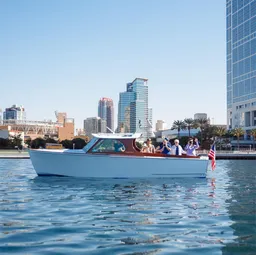 San Diego’s Finest 28’ Classic Power Cruiser boat photo