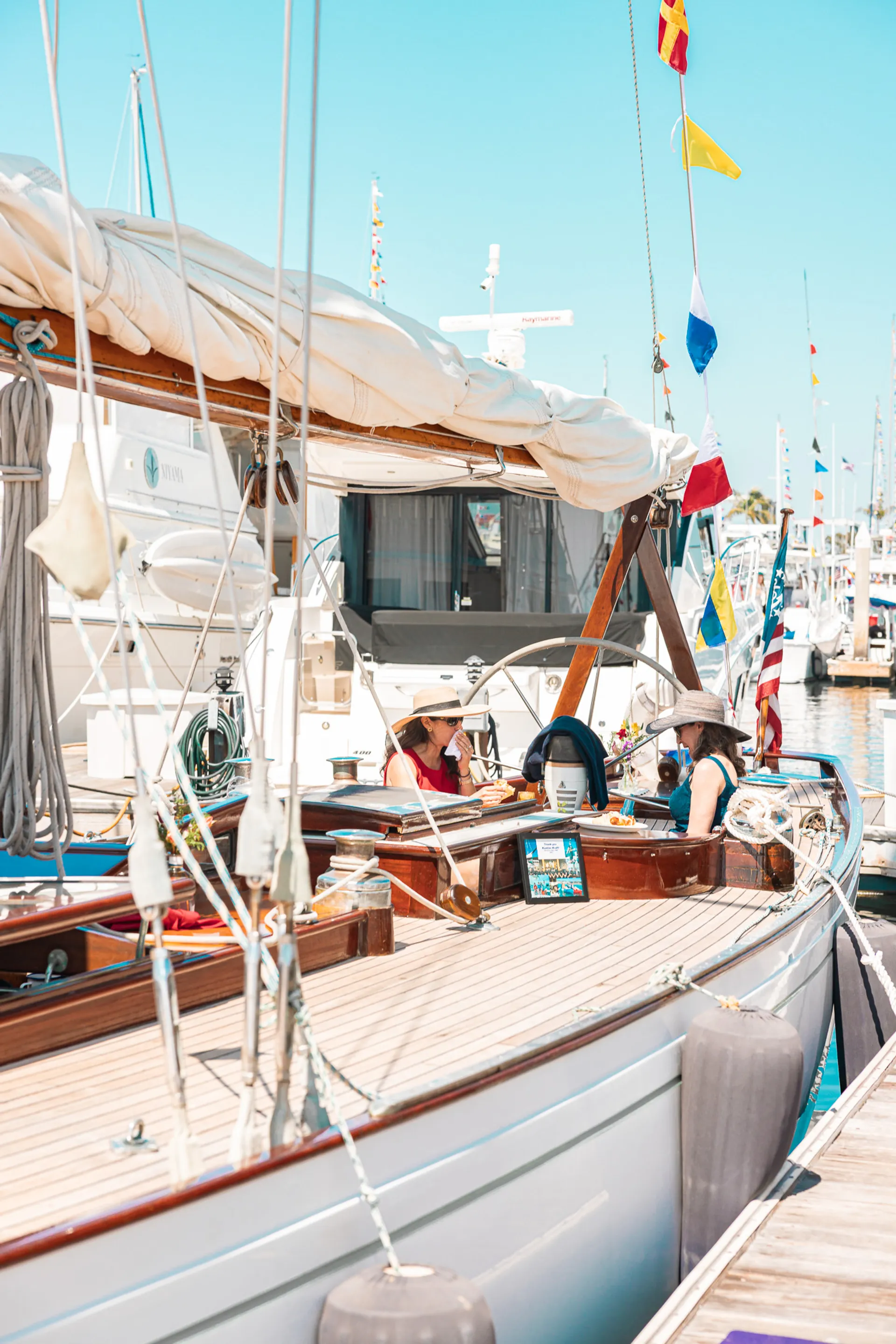 Classic Wooden Racing Yacht with Timeless Elegance