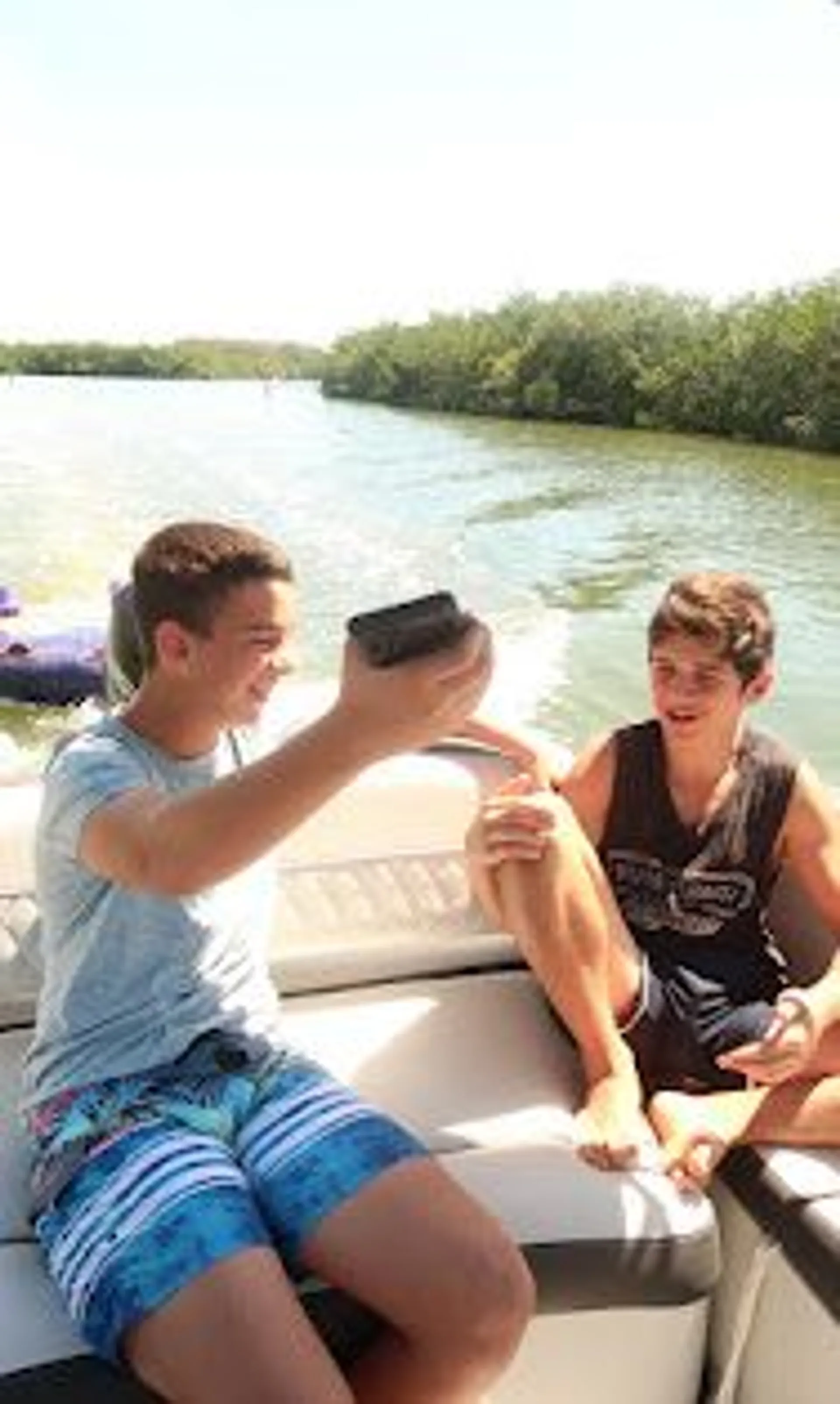 2021 crownline deck boat to enjoy Cocoa Beach!