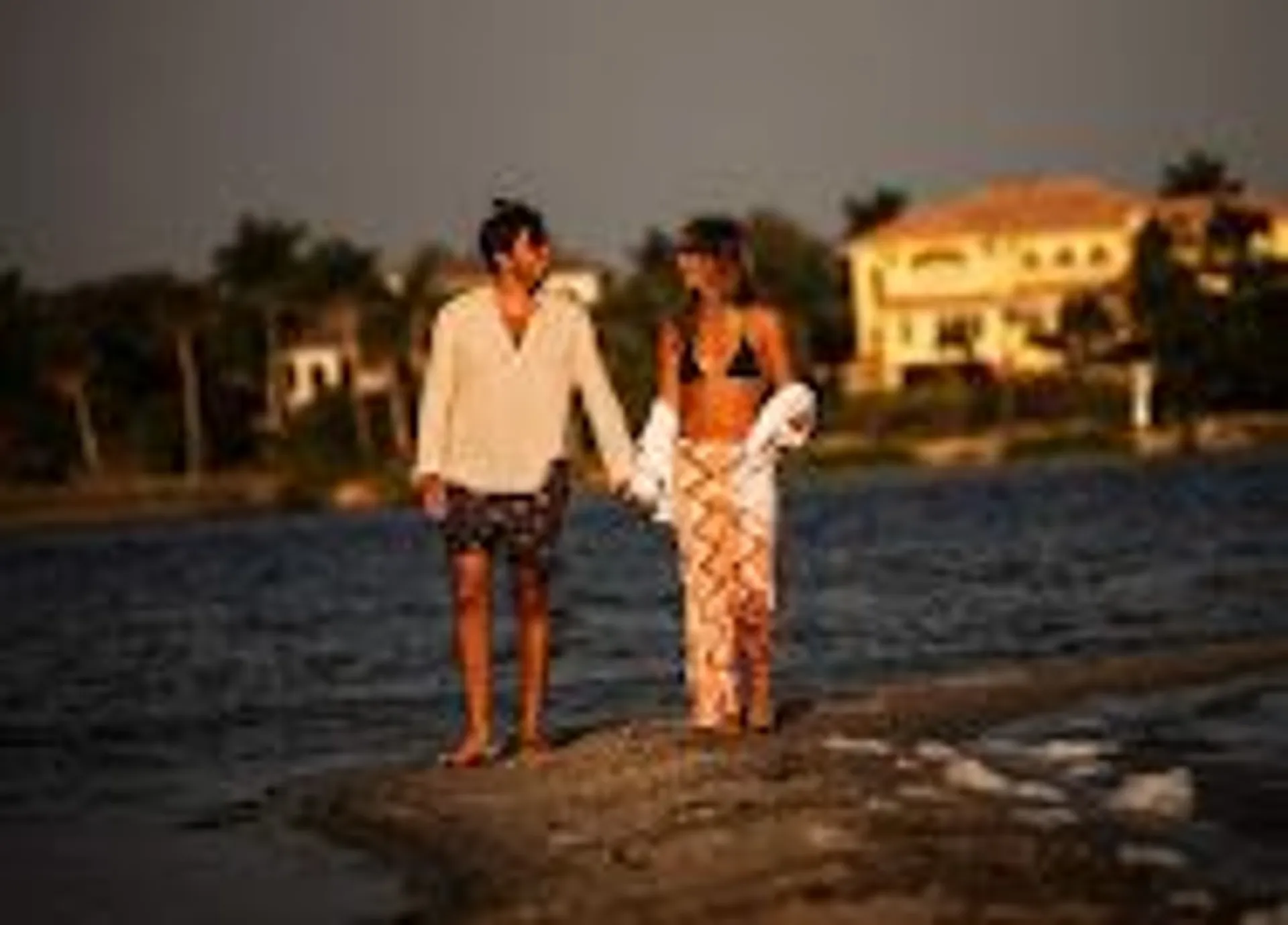 2021 crownline deck boat to enjoy Cocoa Beach!