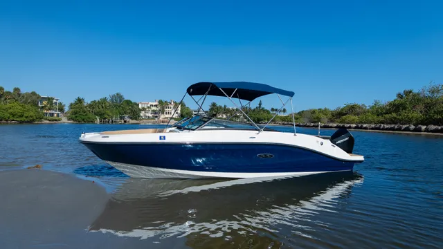 Rent a SEA RAY BOATS bow rider in Boynton Beach, FL near me