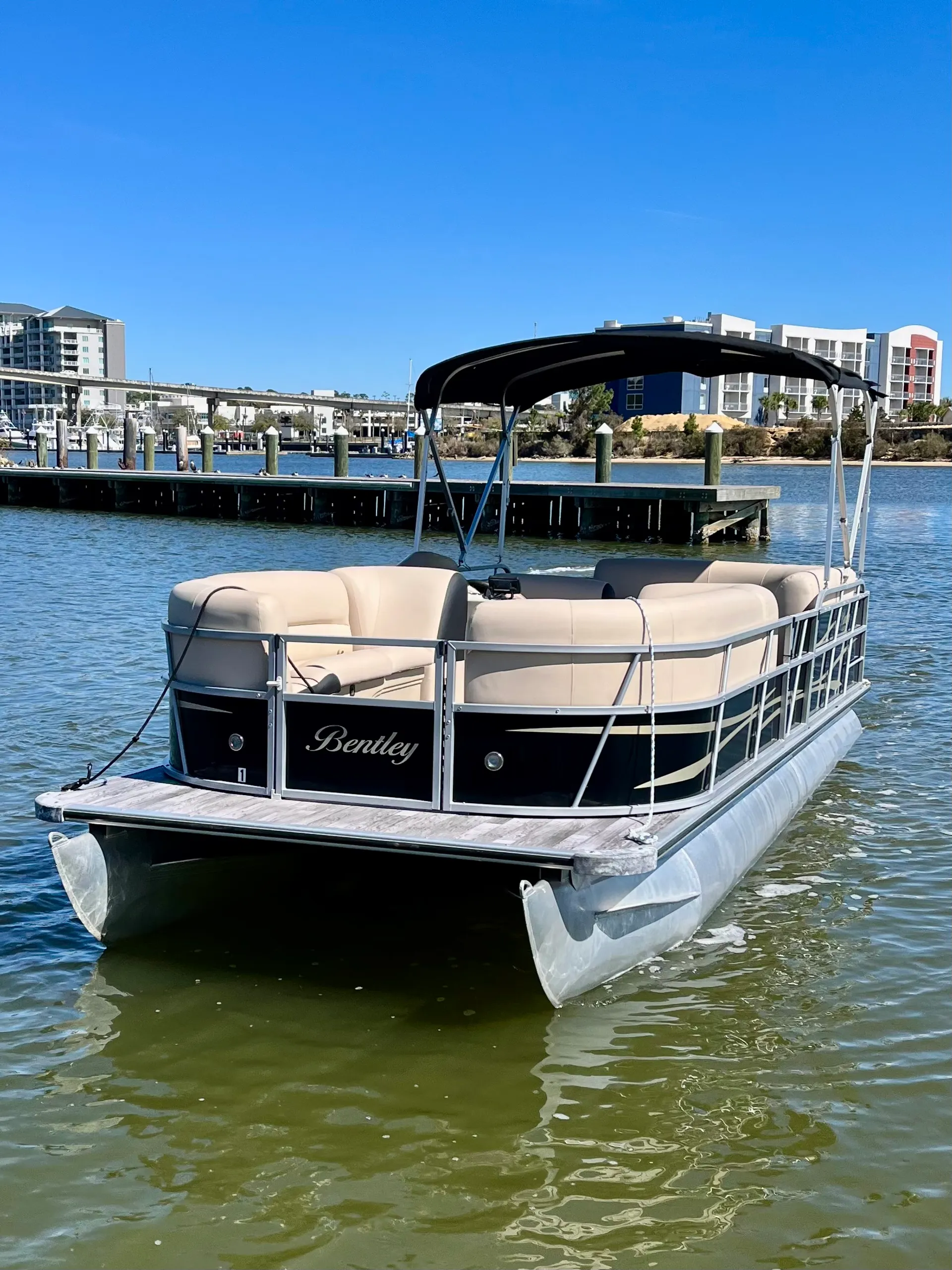 #1 Cruise in Style on a Luxury 24ft Bentley pontoon 90hp!