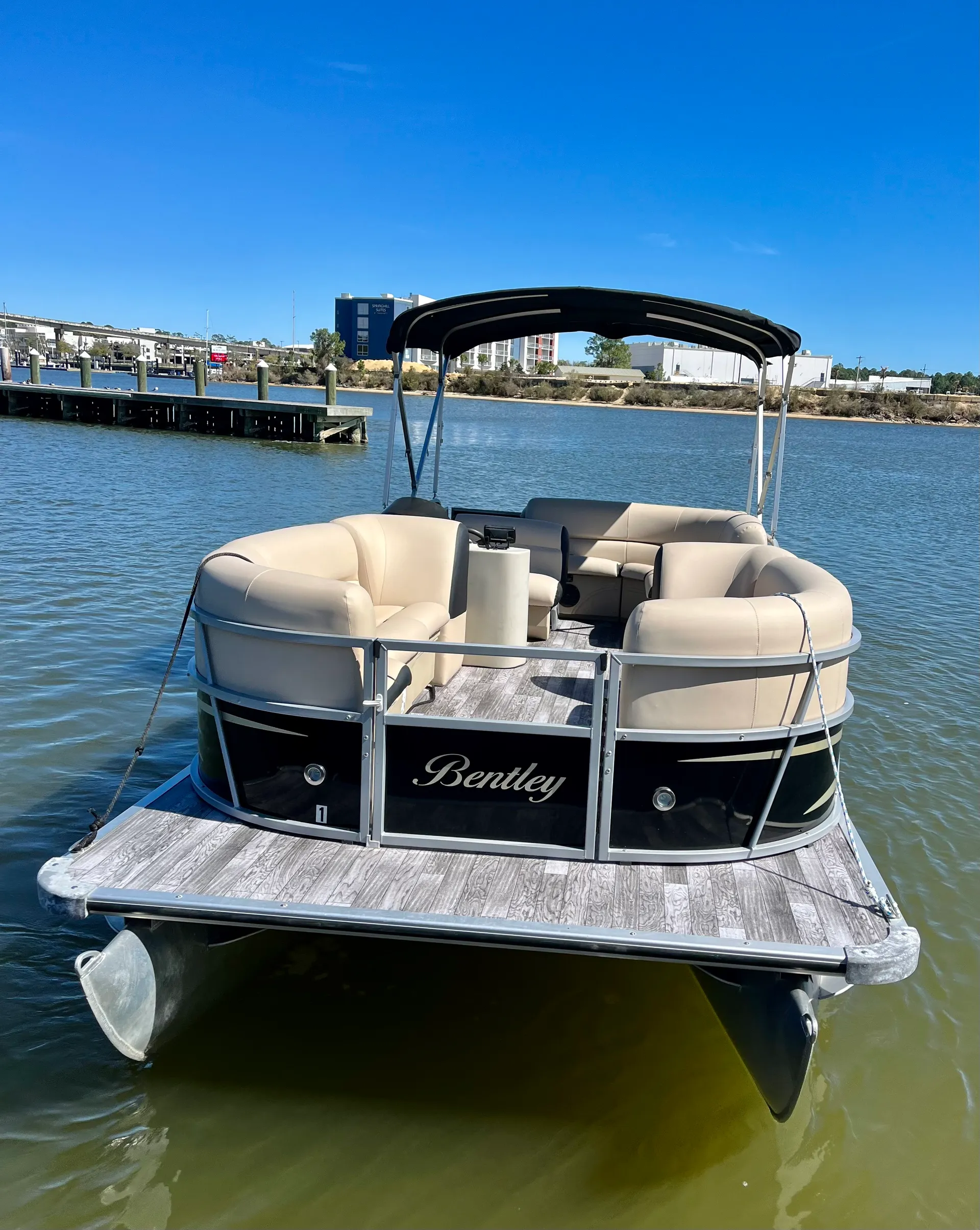 #1 Cruise in Style on a Luxury 24ft Bentley pontoon 90hp!