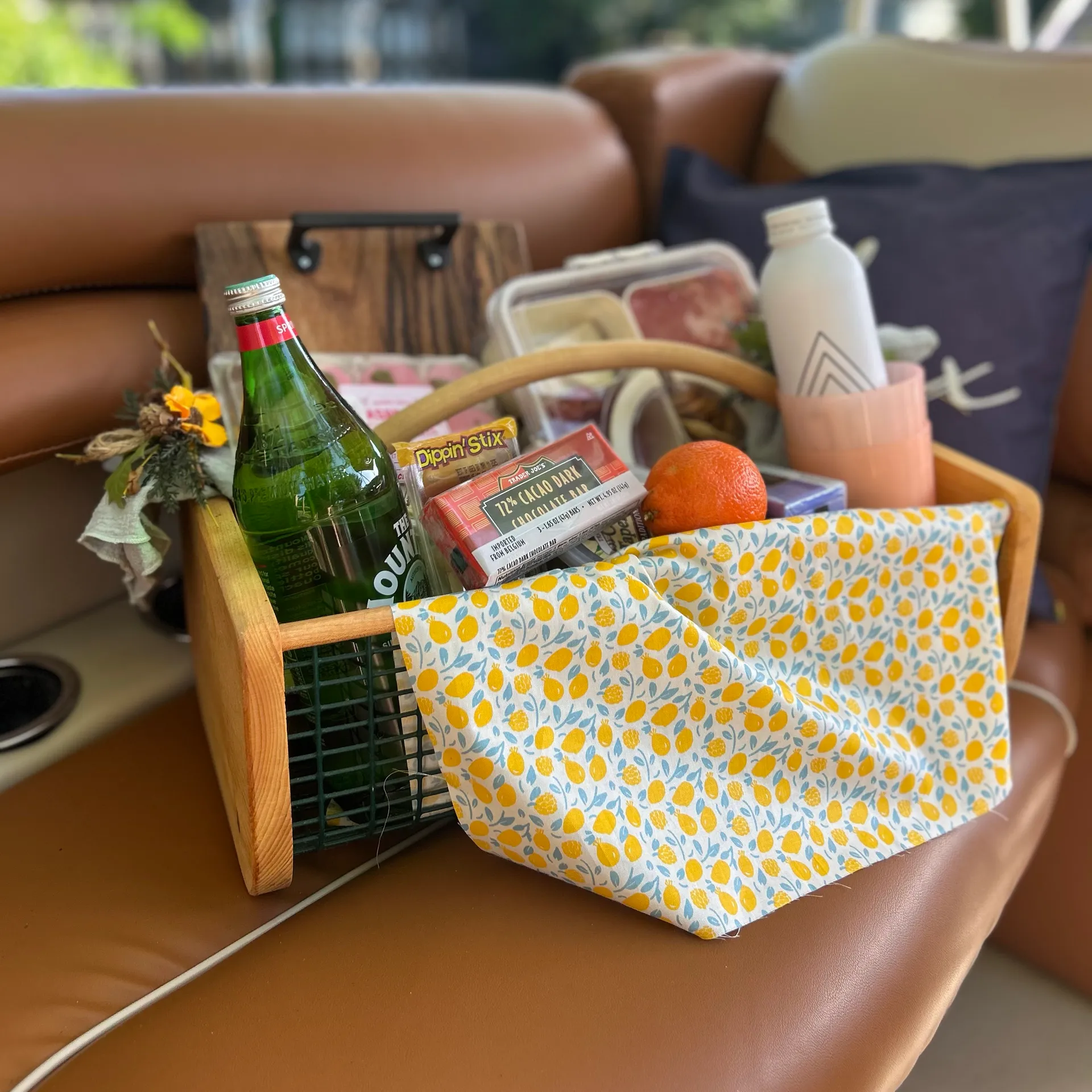 Cruise the RAINBOW RIVER! Two Rivers pontoon boat rental.