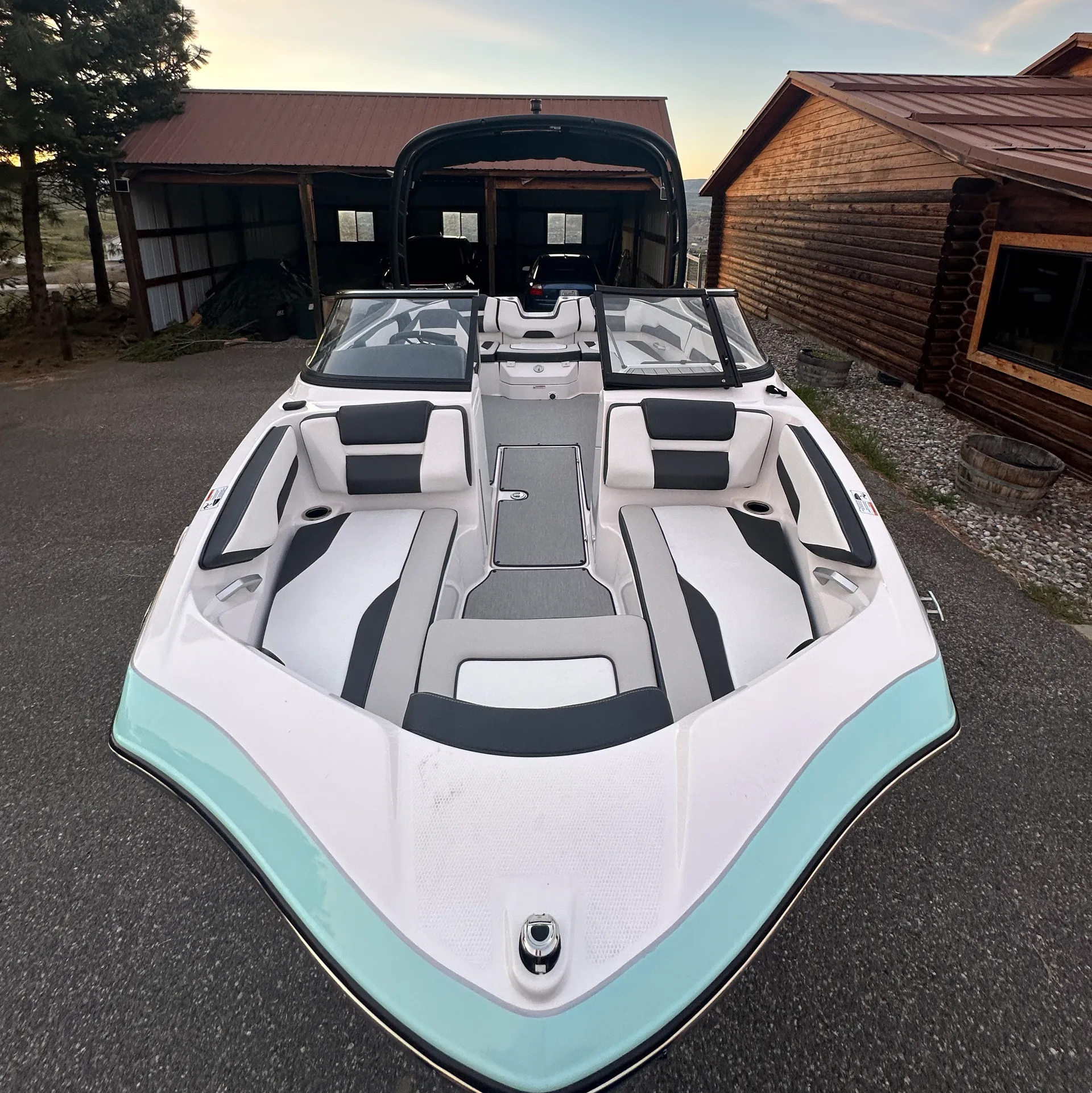 2023 Yamaha AR195 - Supercharged Jetboat!