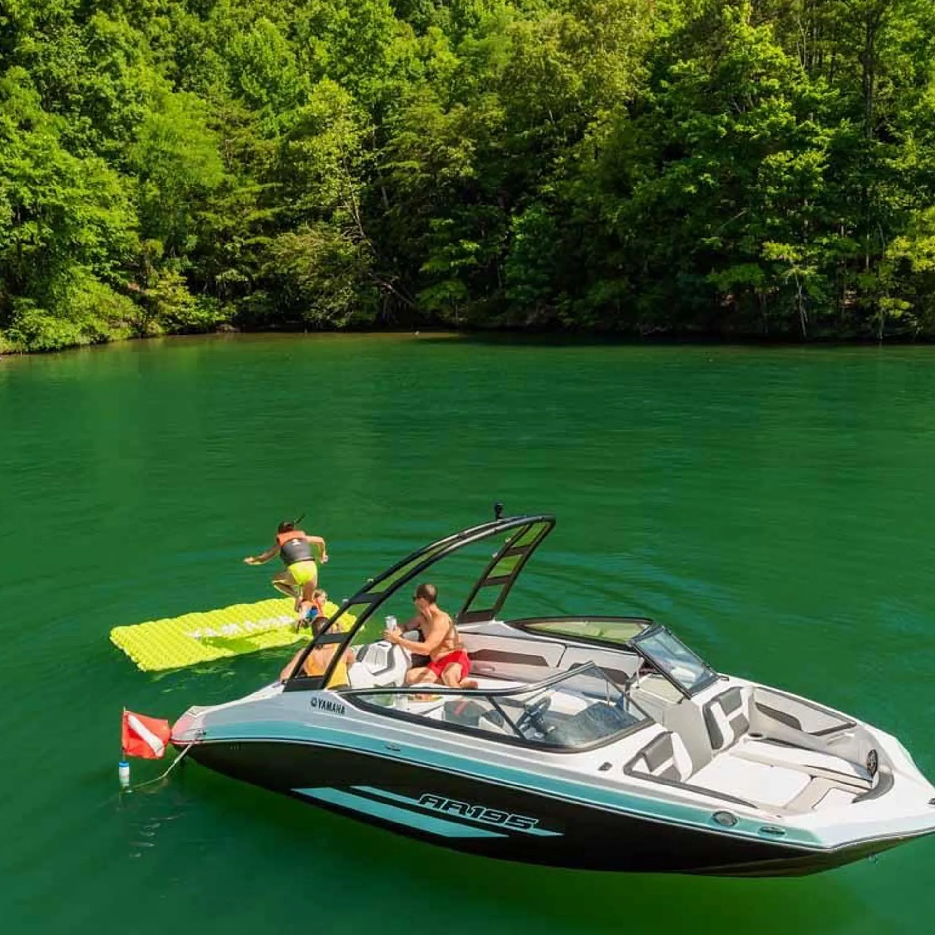 2023 Yamaha AR195 - Supercharged Jetboat!