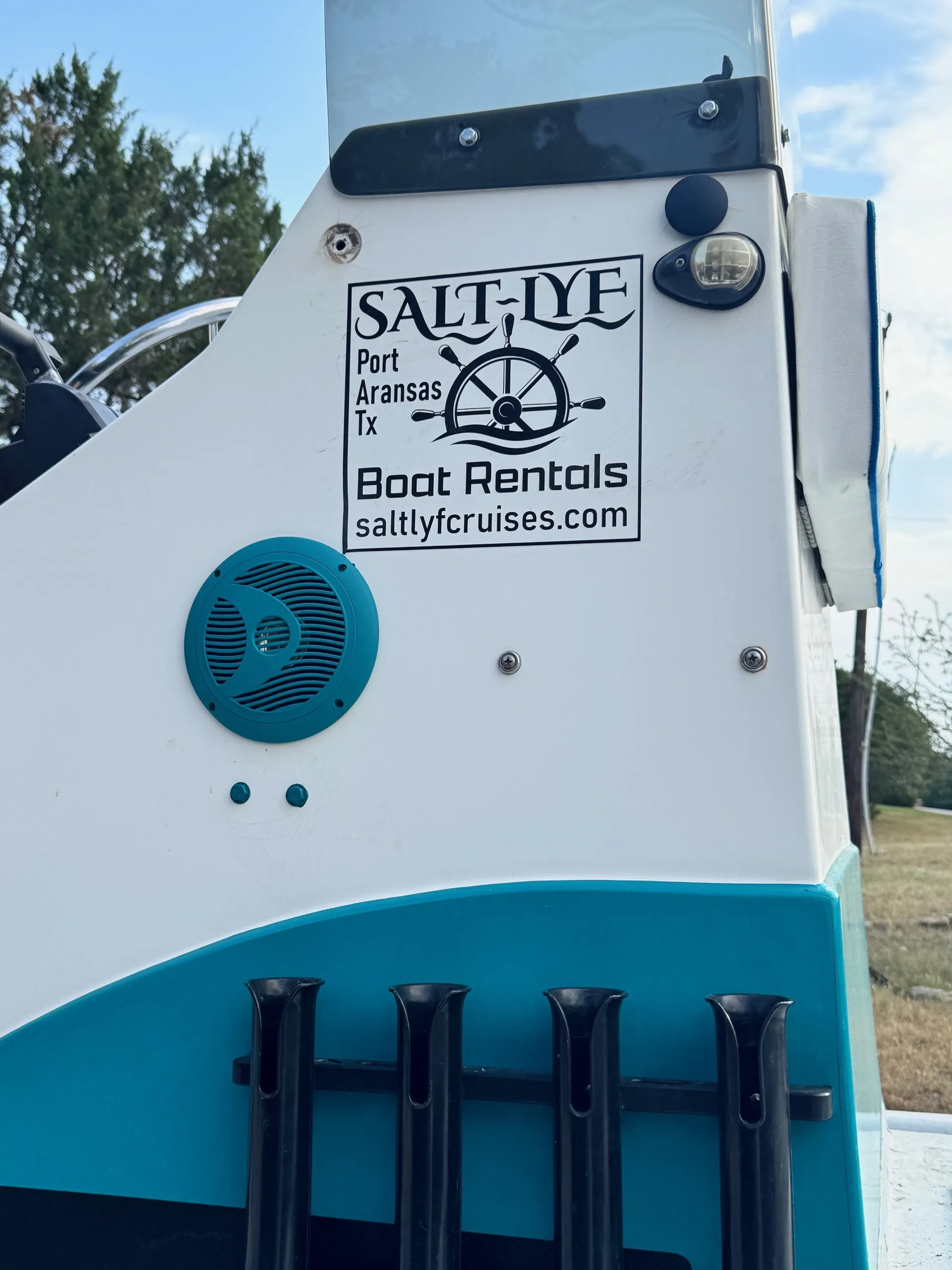 Saltlyf Cruises Boat Rental - LOCATED IN PORT ARANSAS