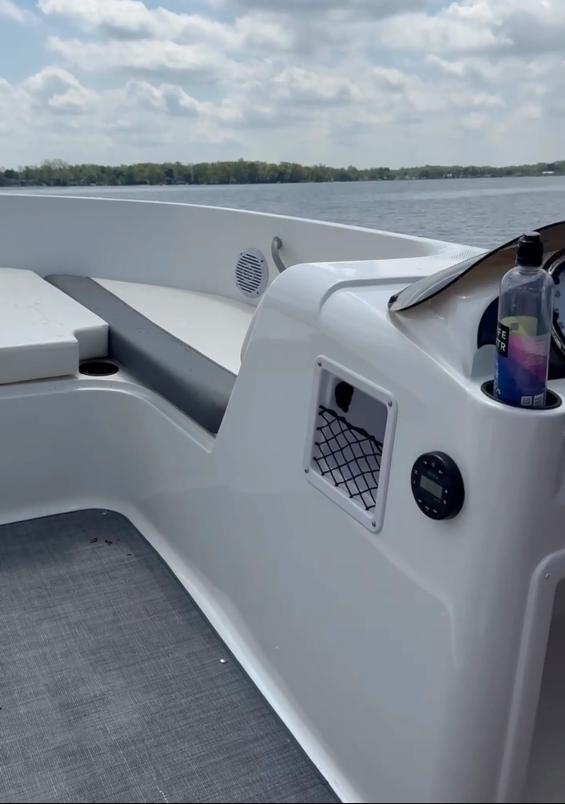 Local Lakes Only - Bayliner E18 – Trailer/Launch Included In Price!