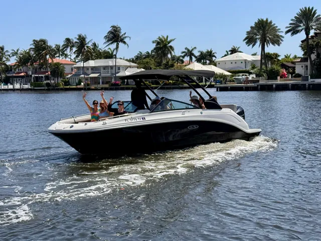 Rent a Sea Ray Boats deck boat in Pompano Beach, FL near me