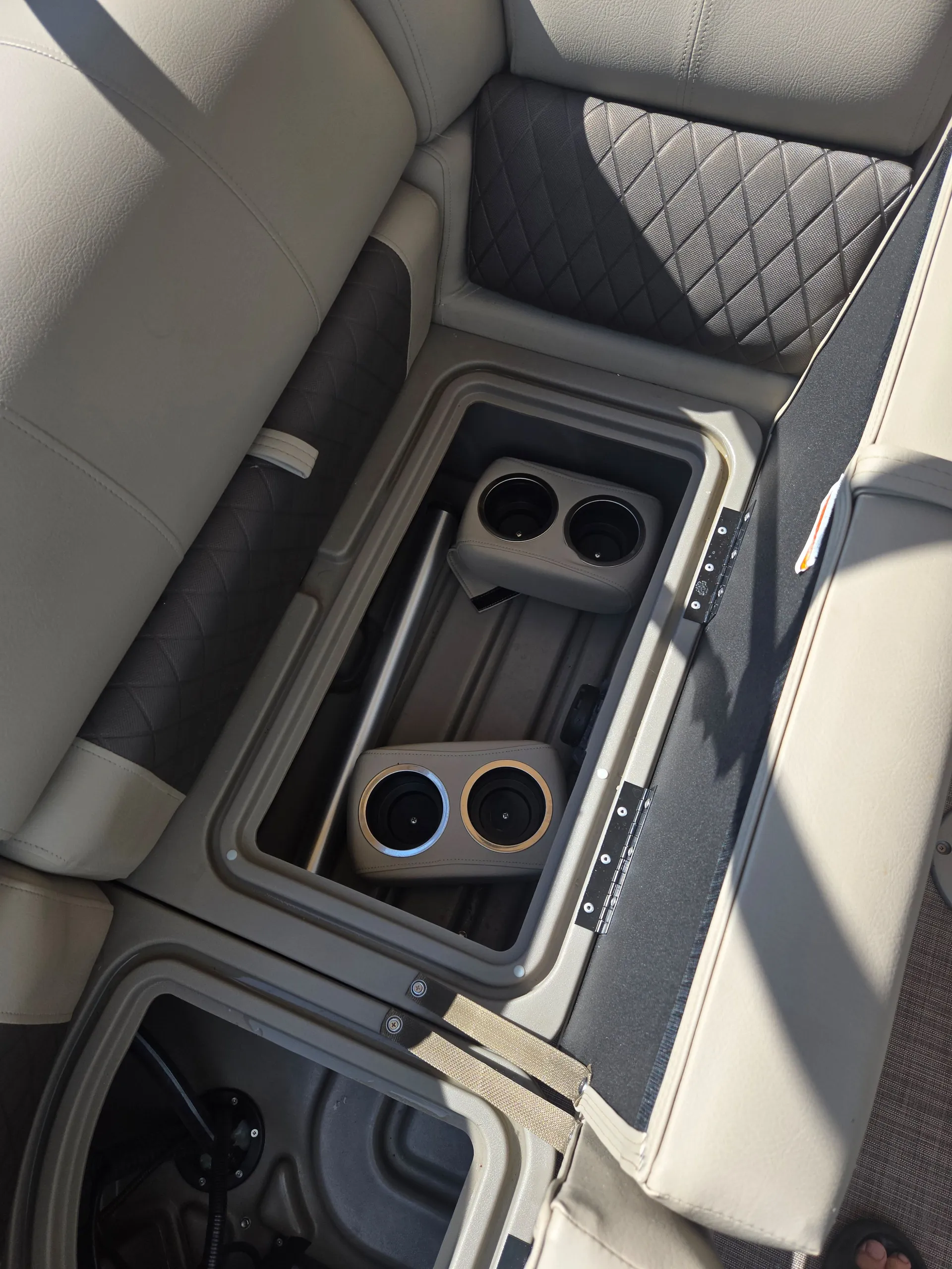 2024 Sun Tracker  Pontoon Boat 150HP – Brand New, Summer-Ready Ride!