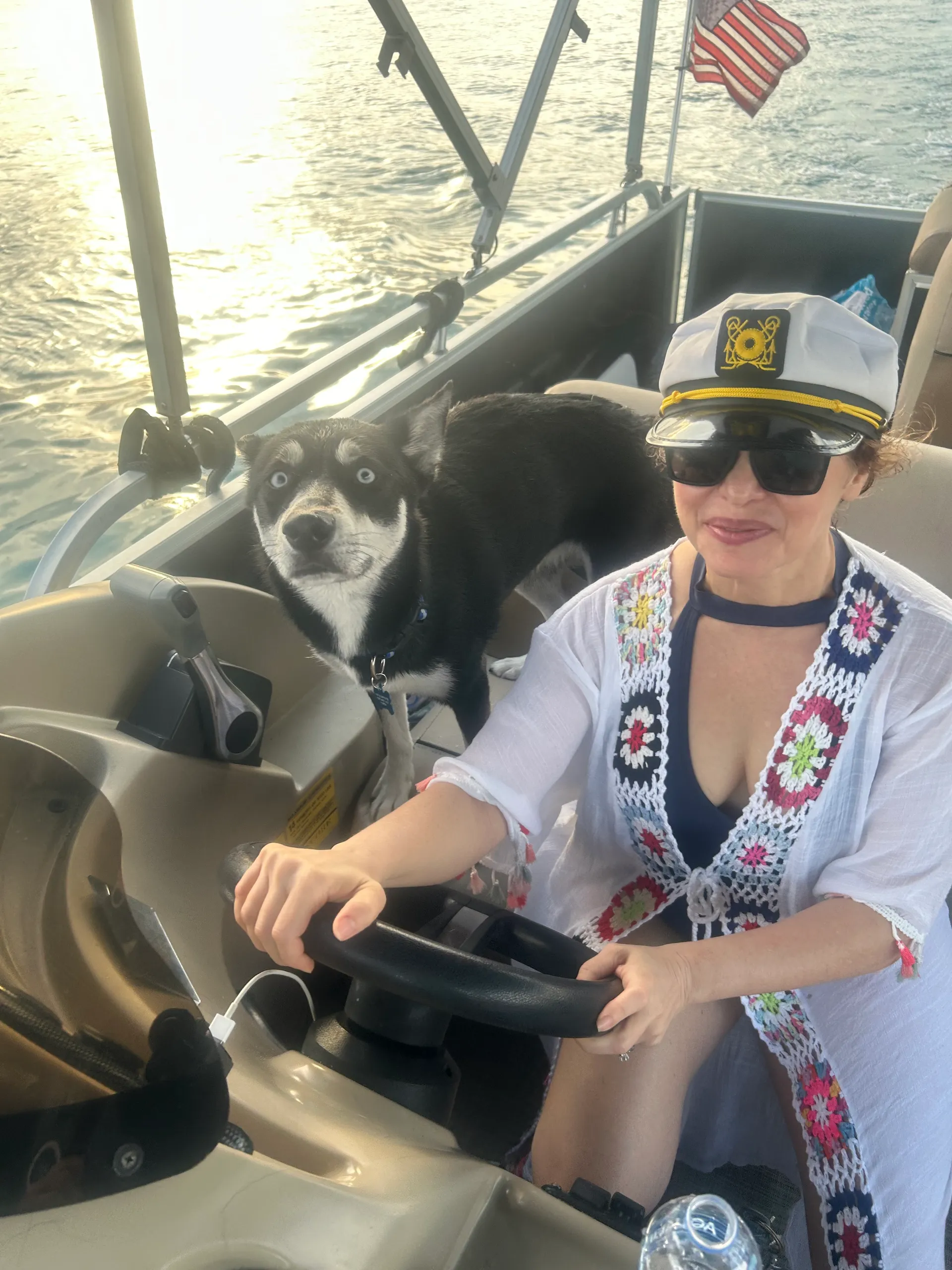 Captain Included for 6. Dogs Welcome, Grill on Board, Free Fuel !!!