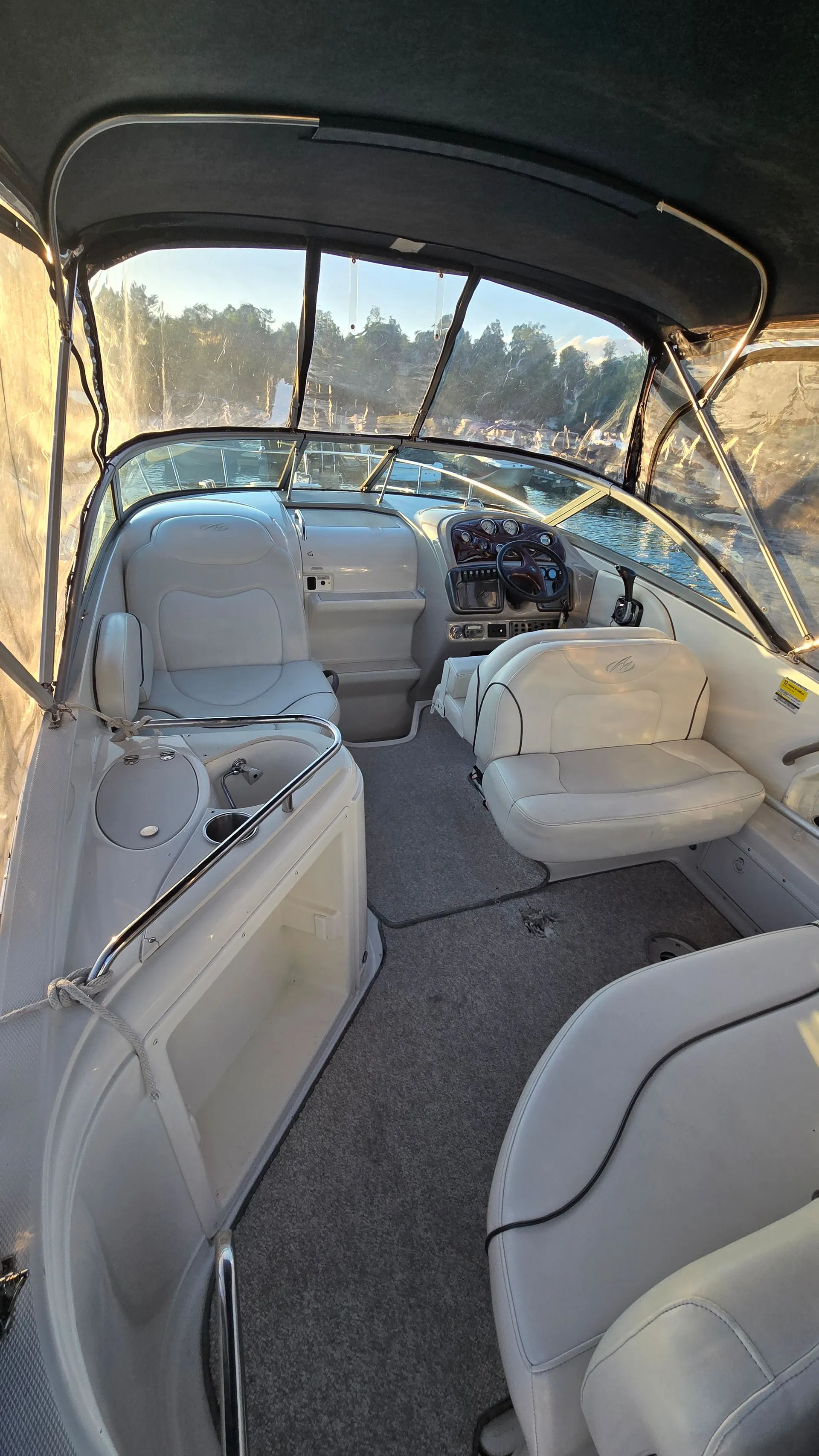 Where Summer Memories Are Made  - Beautiful, Clean 26 Foot Cruiser