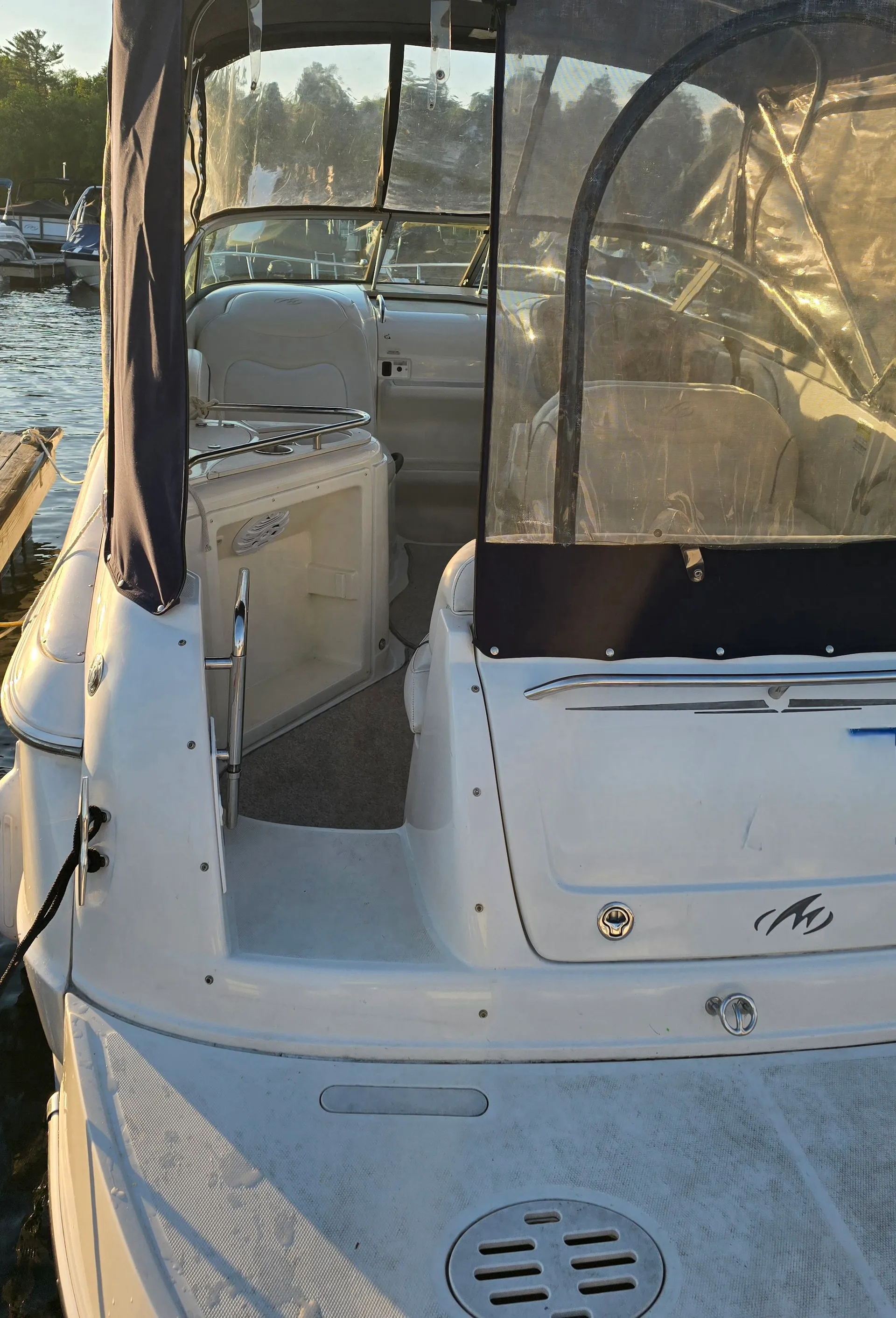 Where Summer Memories Are Made  - Beautiful, Clean 26 Foot Cruiser