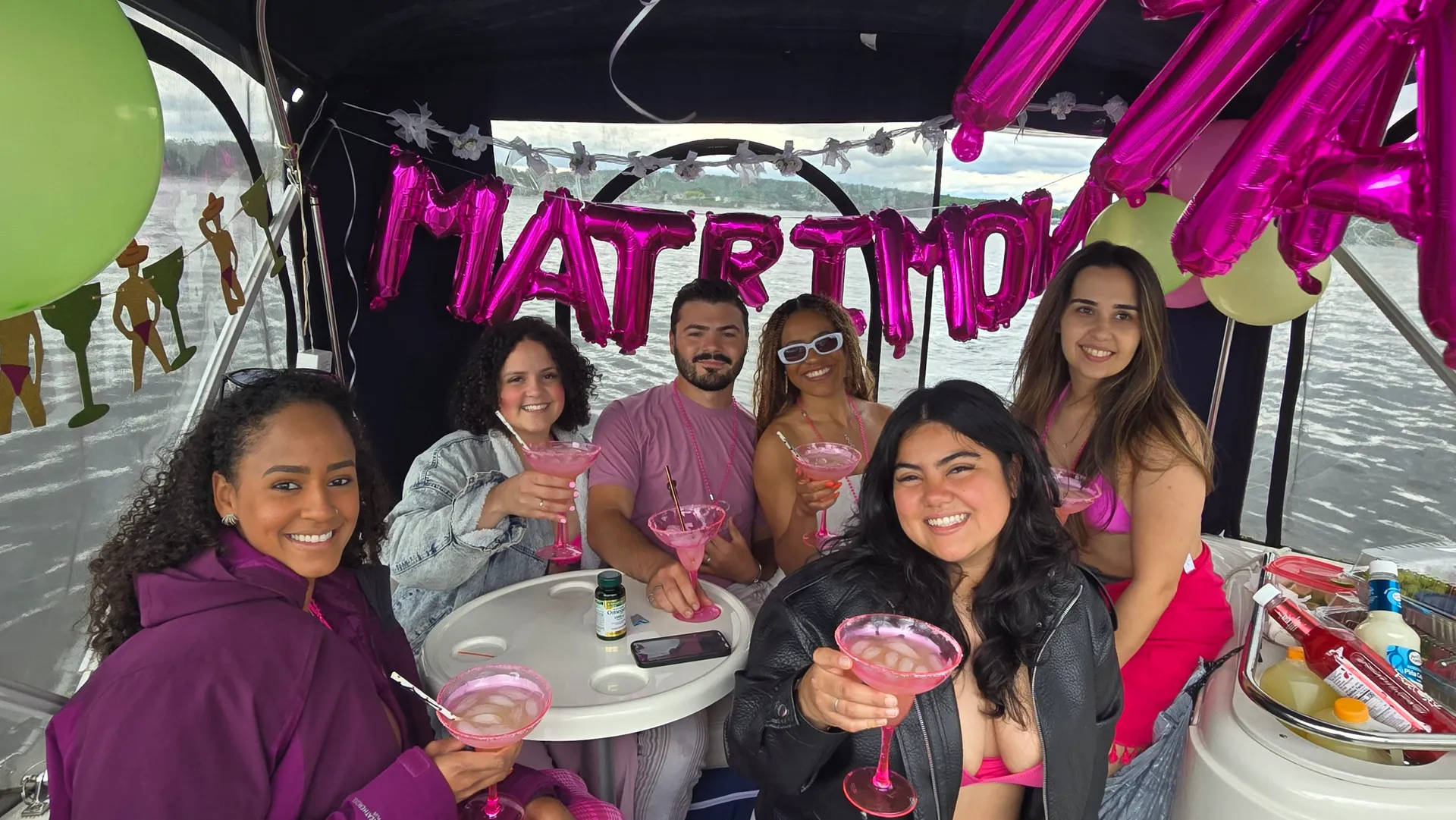 Where Summer Memories Are Made  - Beautiful, Clean 26 Foot Cruiser