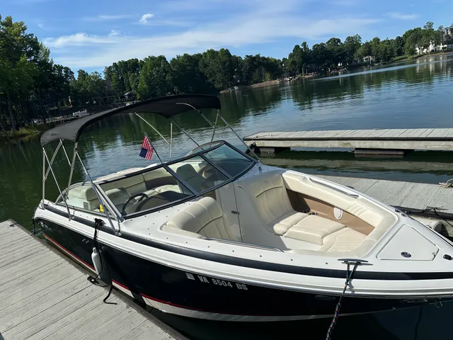 Rent a Cobalt bow rider in Mooresville, NC near me