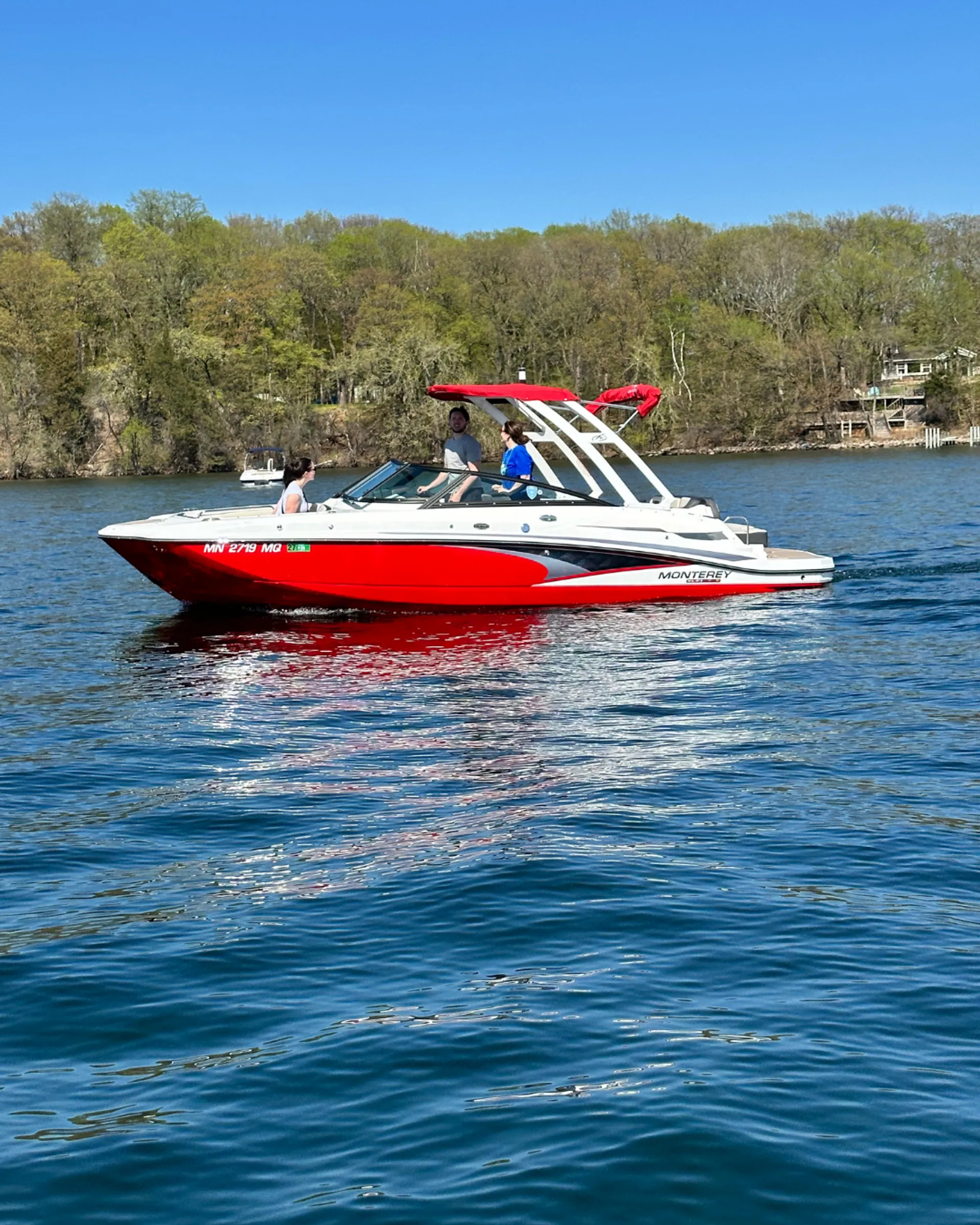 New Monterey M4 24 Ft Lake Minnetonka ~Ski/Tube/Wake-board 