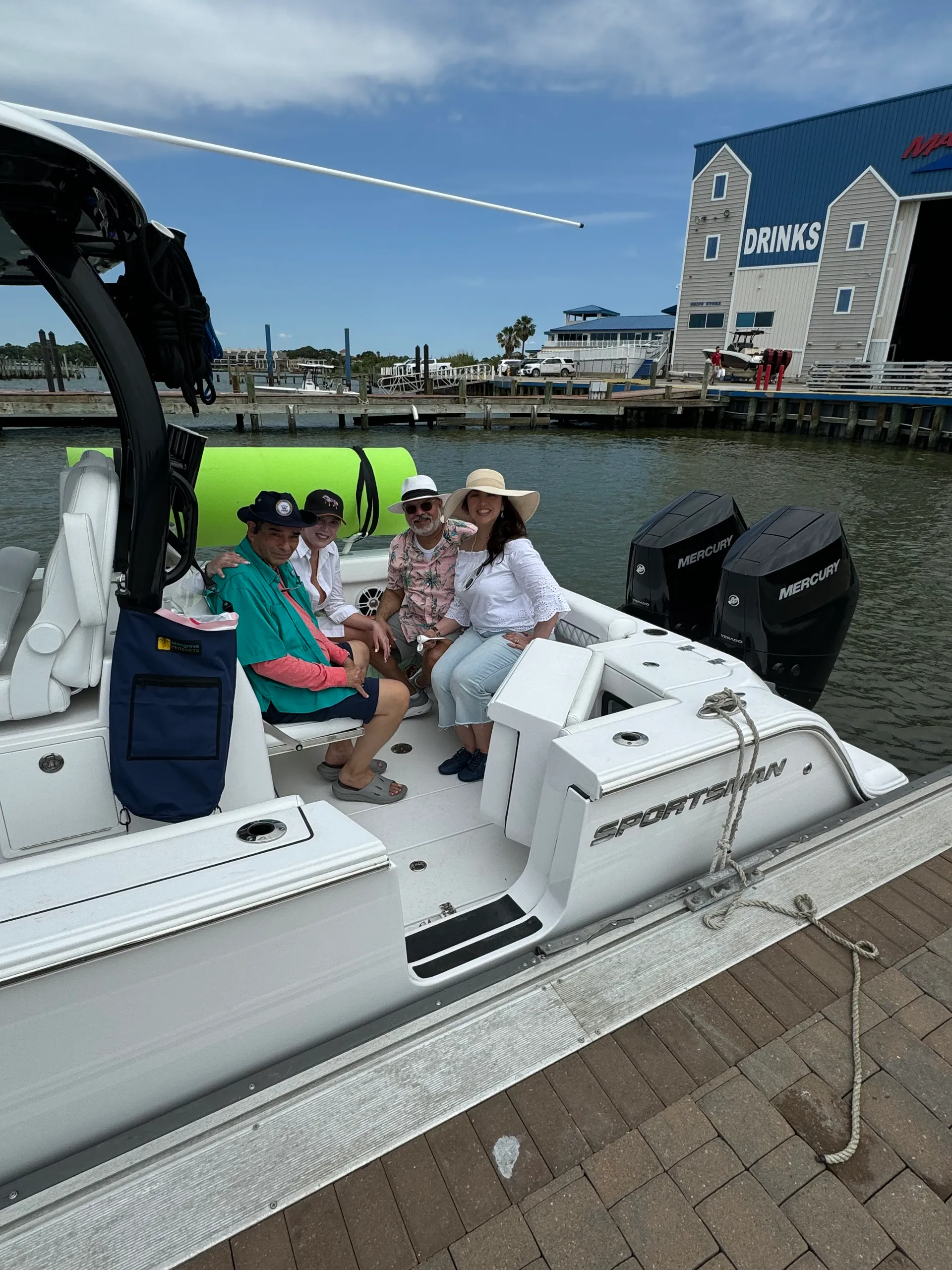 Cruise in Comfort – 2025 Sportsman 32' Seakeeper