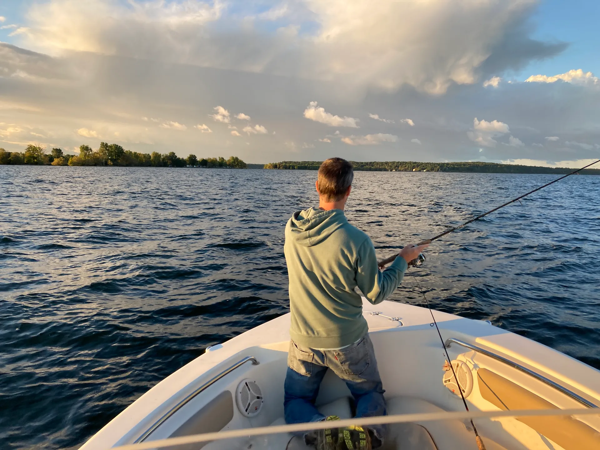 Sackets Harbor Cruises, Sightseeing, and Island Viewing Boat Trips