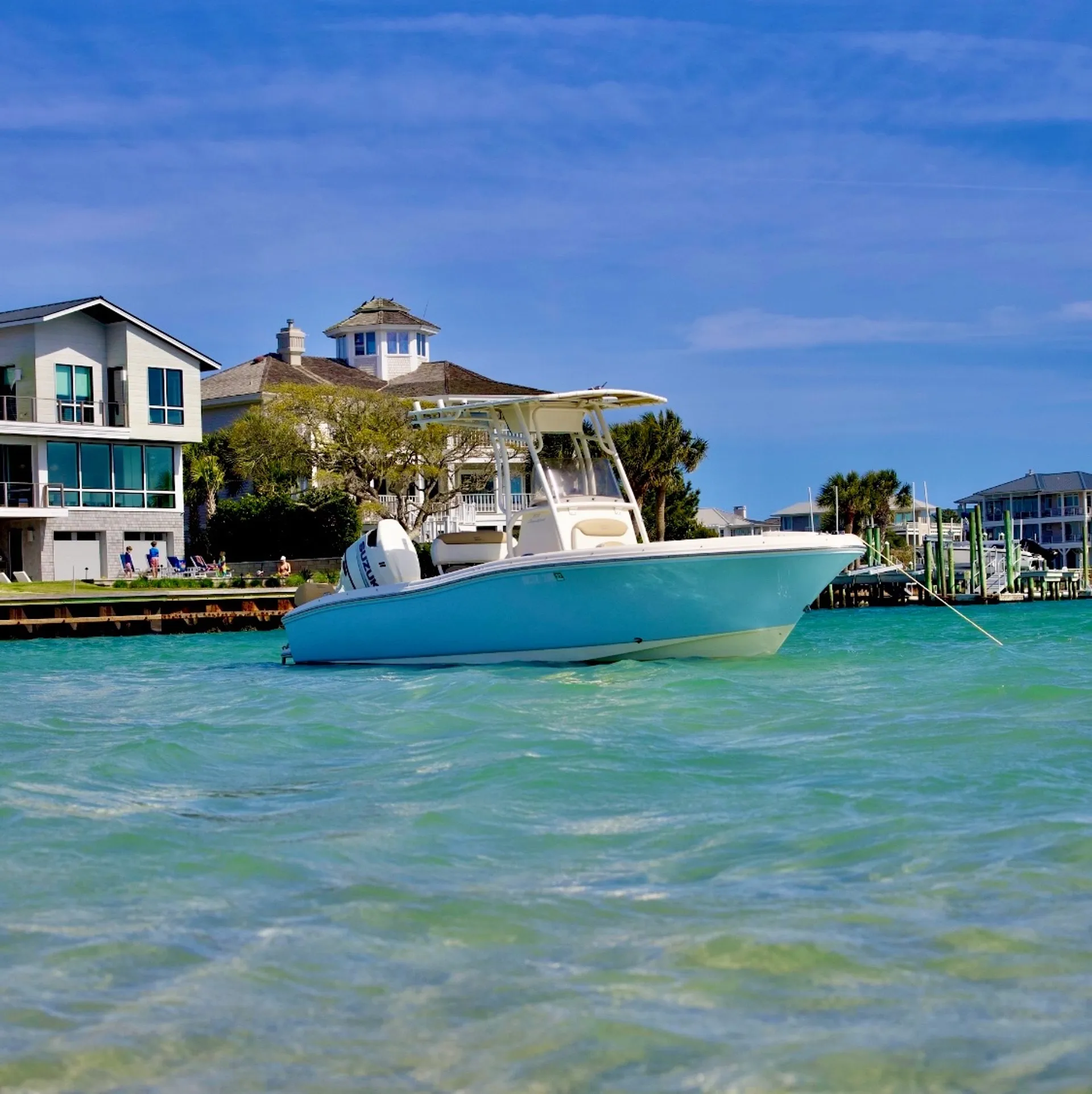 New! Deluxe Center Console Ideal For Cruising! 
