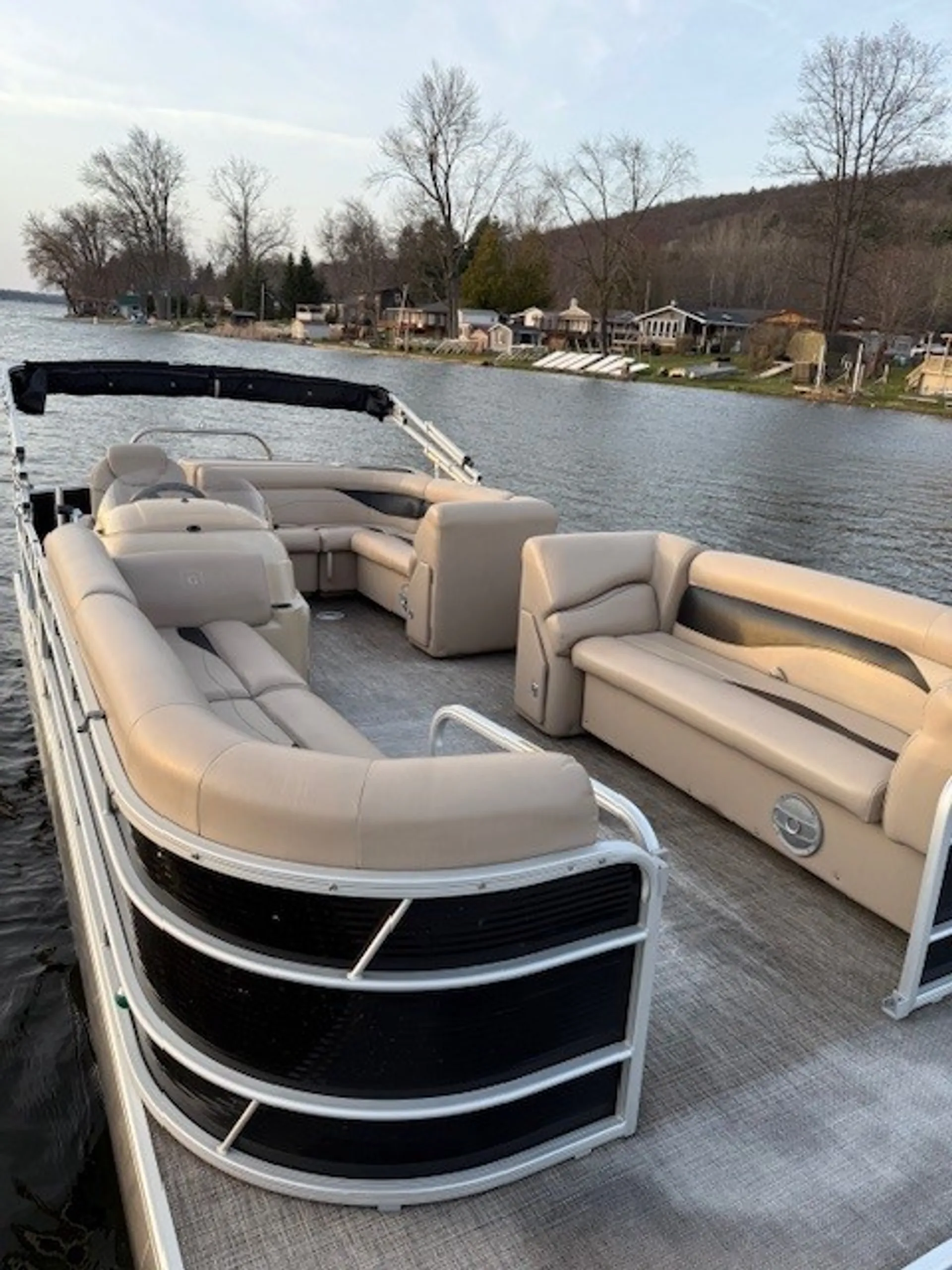 GODFREY MARINE SWEETWATER 2286 in Dundee, NY — photo 3