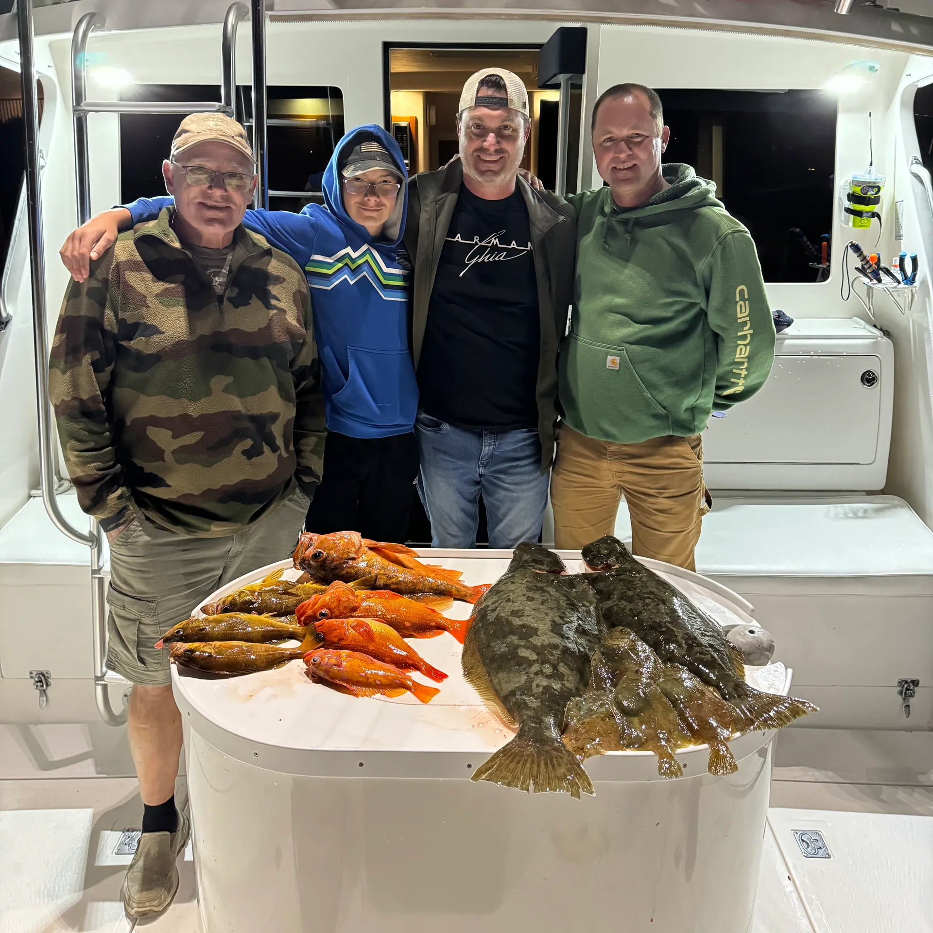 Luxury Cabo 35 Flybridge Charter - All Inclusive