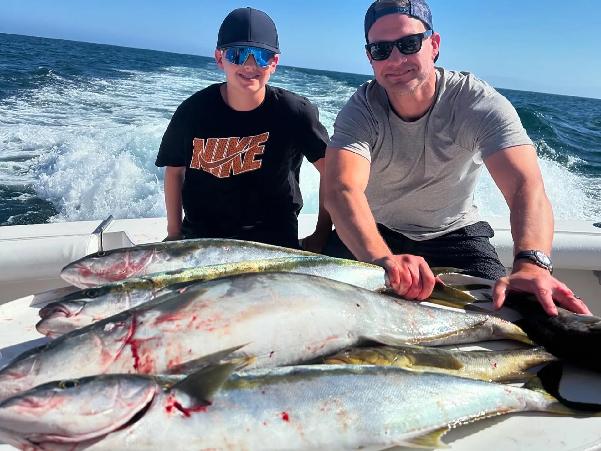 Luxury Cabo 35 Flybridge Charter - All Inclusive