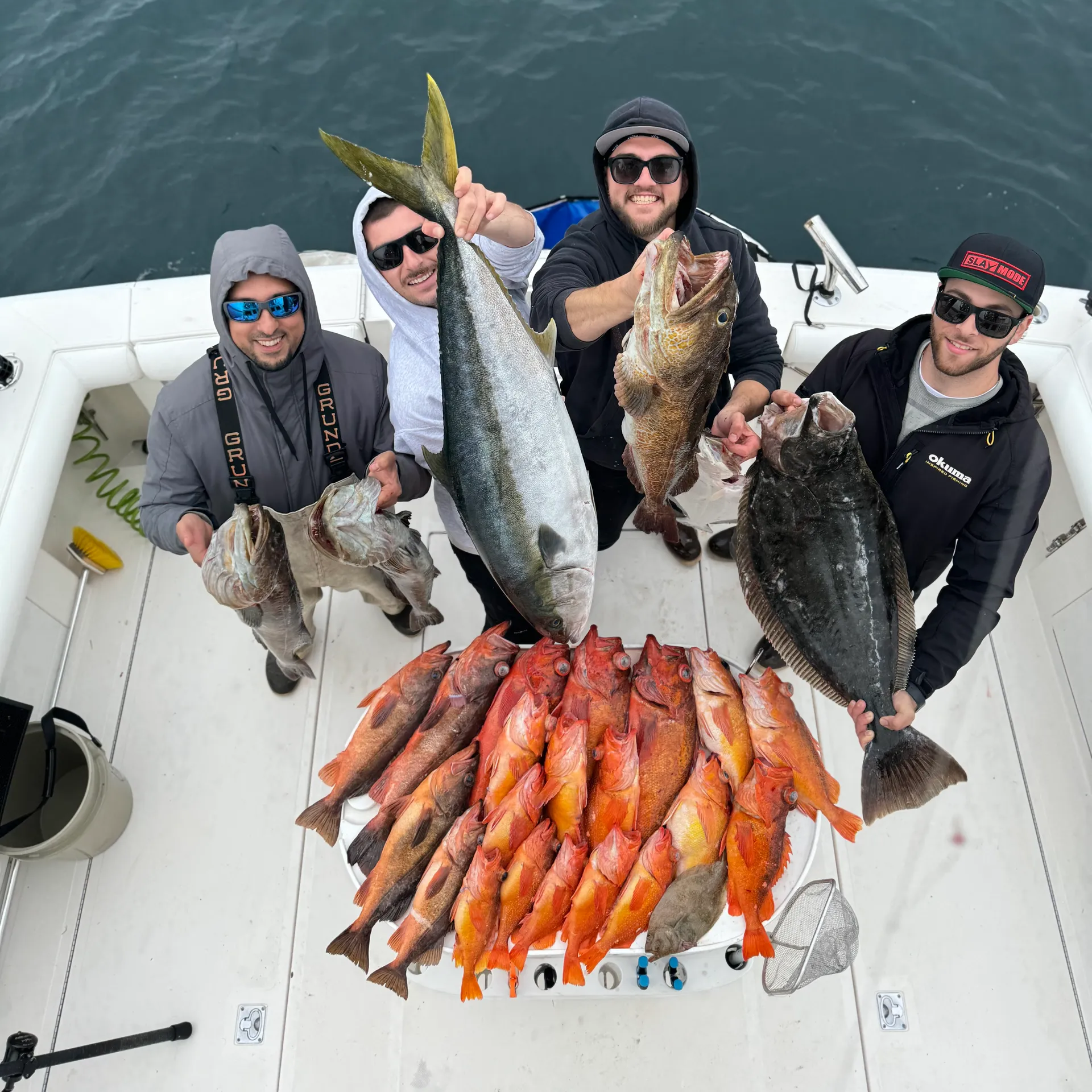 Luxury Cabo 35 Flybridge Charter - All Inclusive