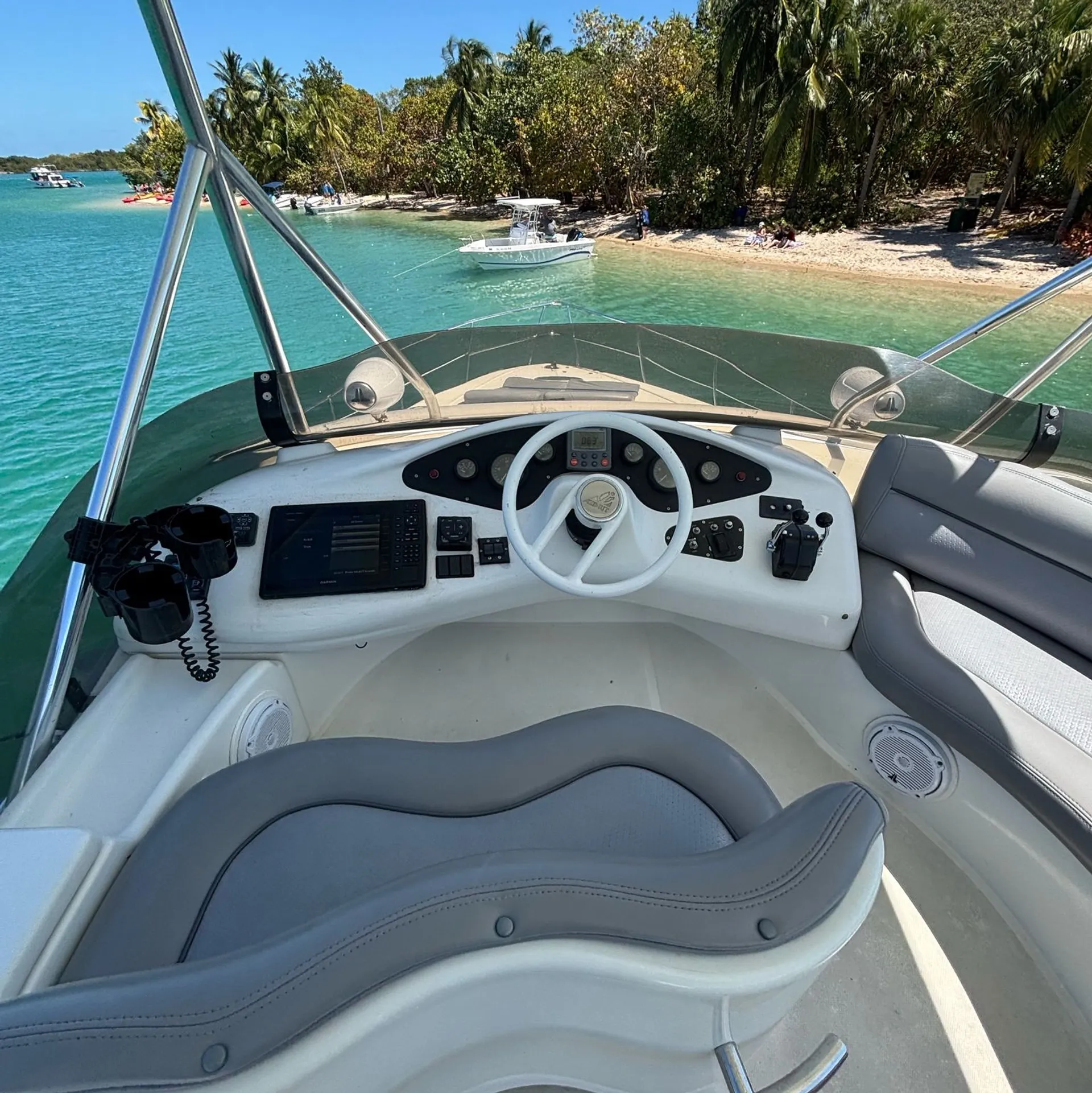 MIAMI'S #1 YACHT RENTAL *FREE CHAMPAGNE INCLUDED*