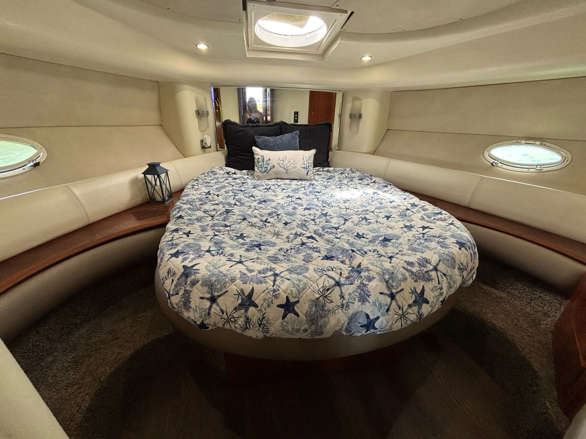 MIAMI'S #1 YACHT RENTAL *FREE CHAMPAGNE INCLUDED*