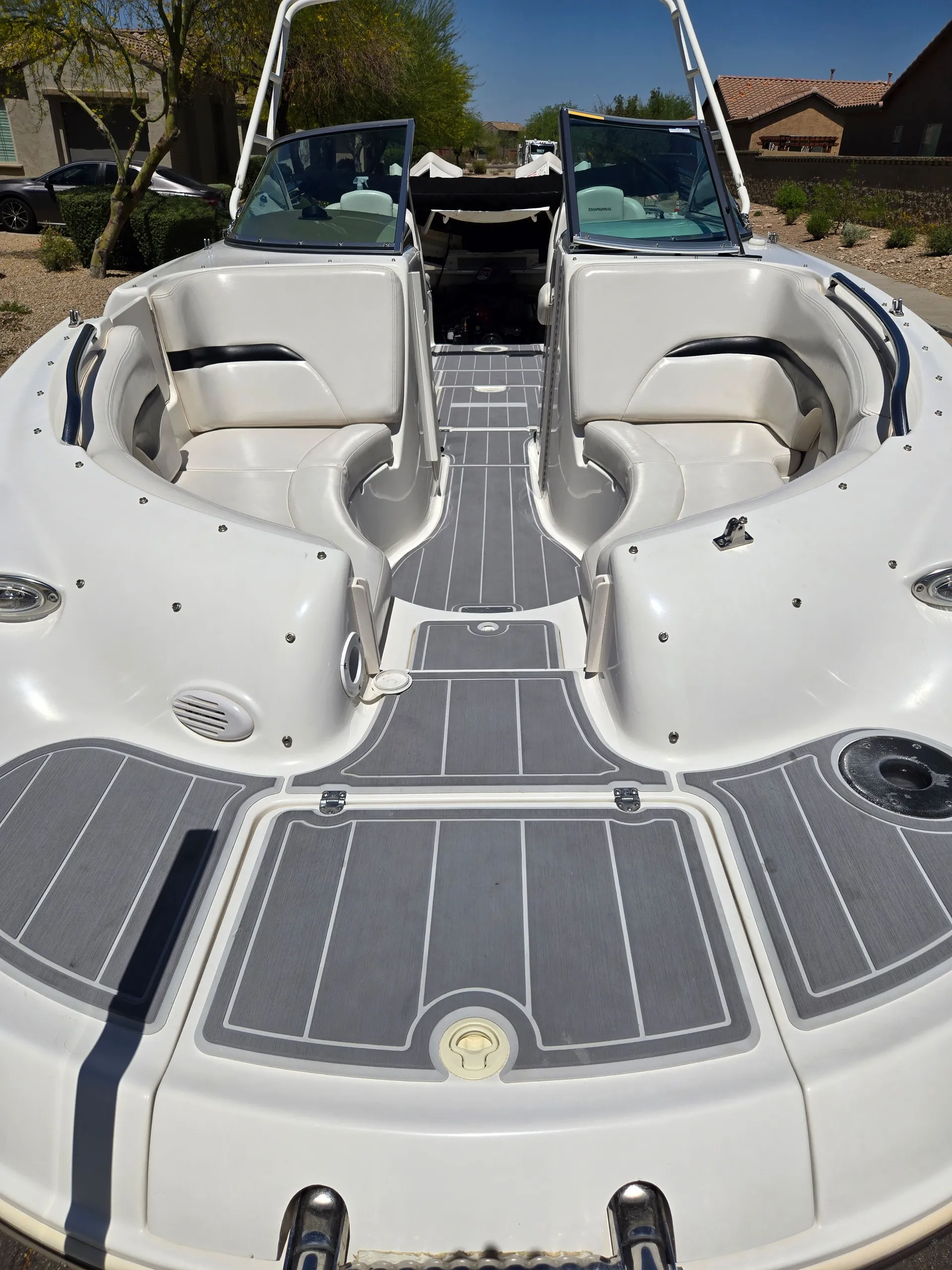 Chaparral Boats Sunesta 263 in Peoria, AZ — photo 5