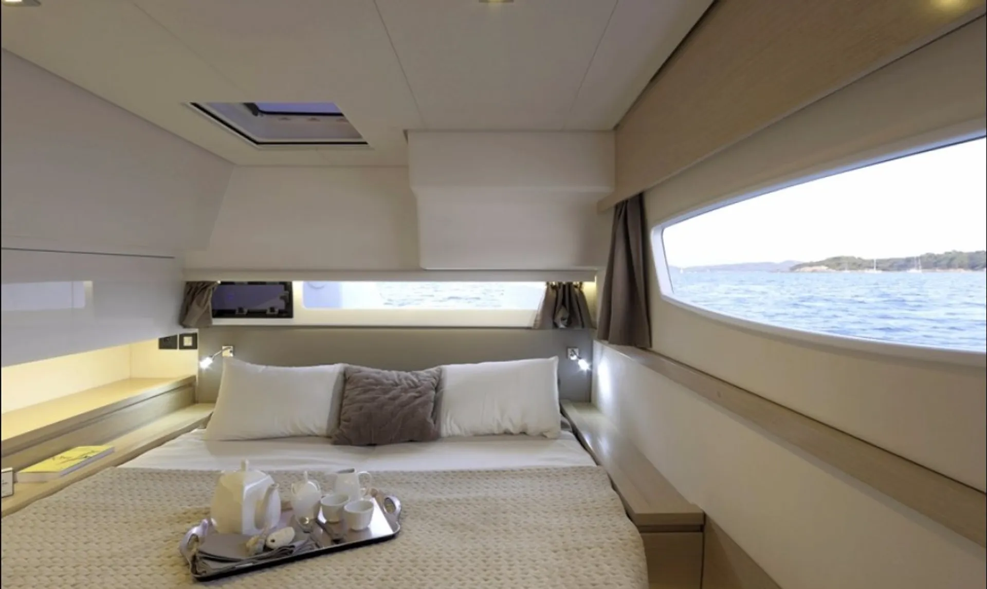 Luxury 50’ Sailing Yacht! Offering Day, Overnight Sunset Charters