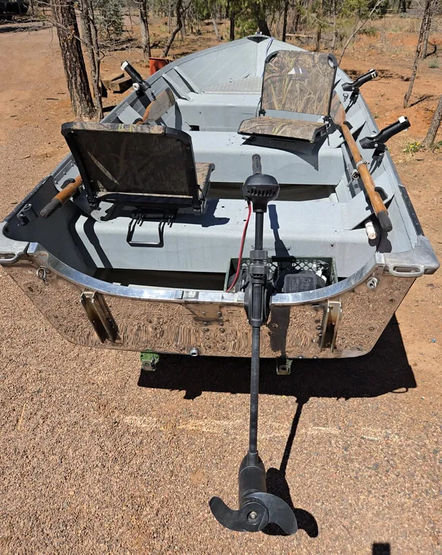 Rent a SMOKER CRAFT BOATS aluminum fishing in Pinetop-Lakeside, AZ near me