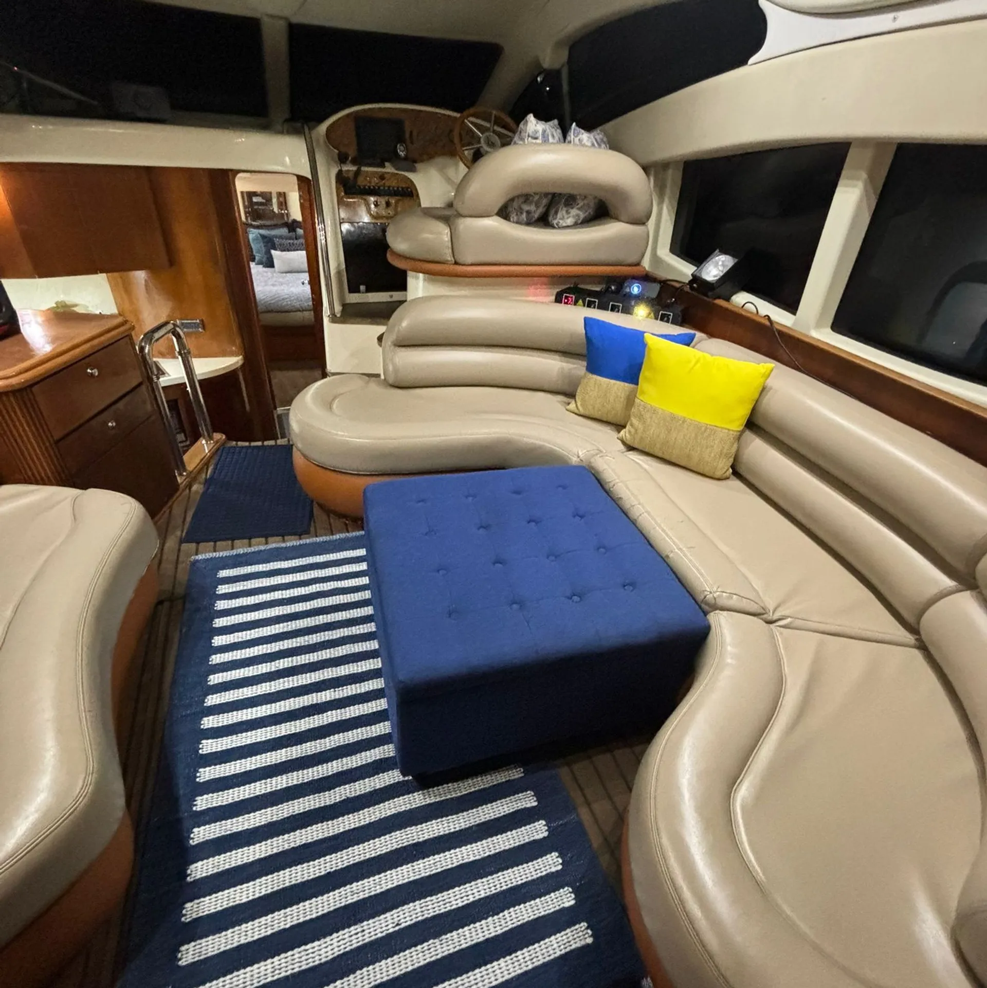 MIAMI'S #1 YACHT RENTAL *FREE CHAMPAGNE INCLUDED*