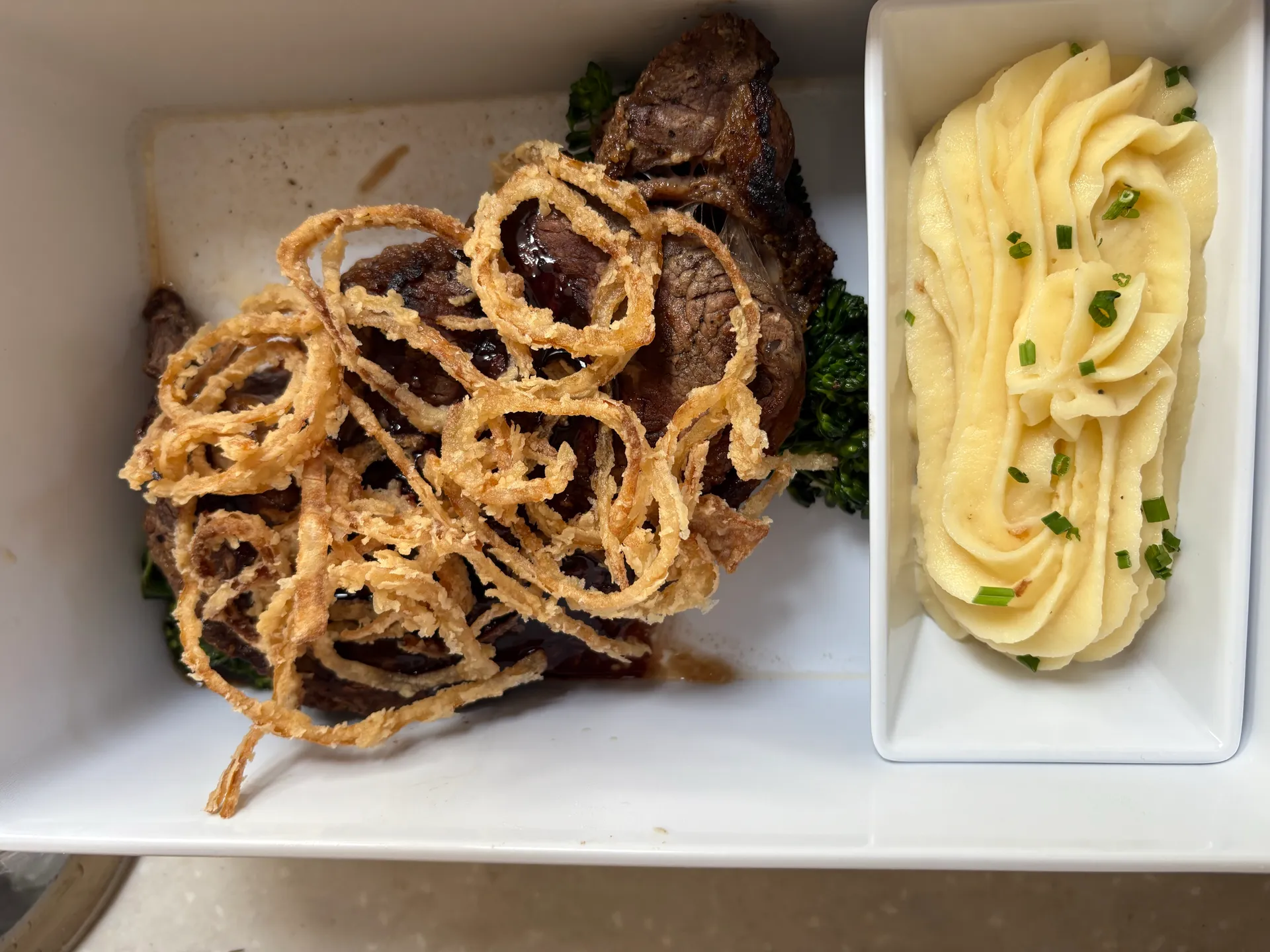 Brand new! Fully loaded-Awesome captain!