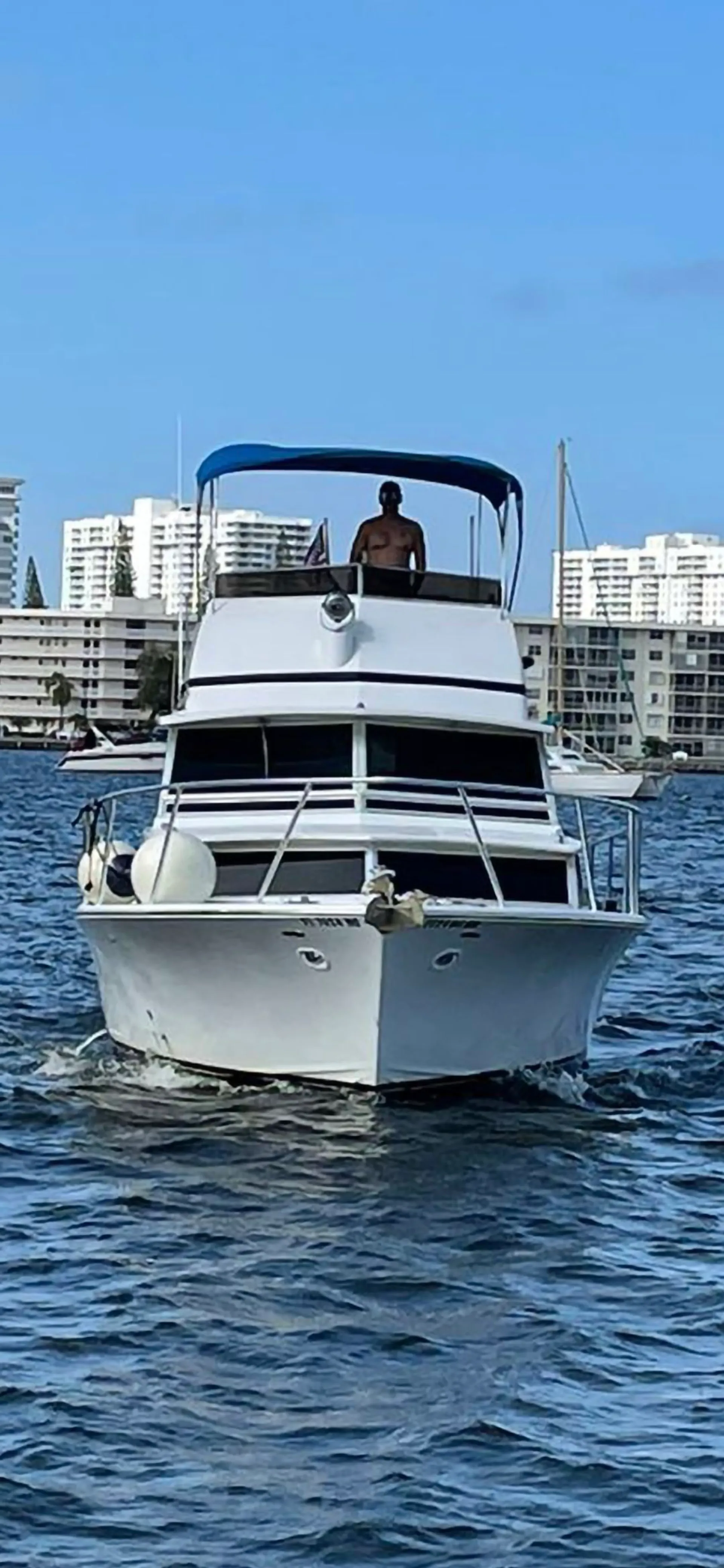 Vista Mar Miami Tour