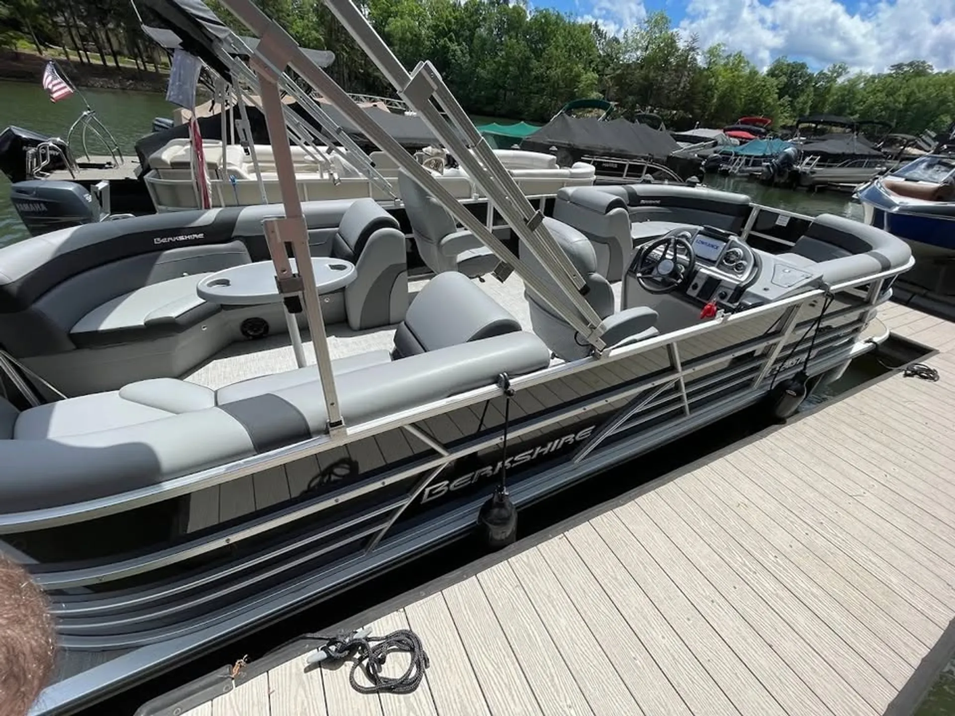 EVERYTHING'S INCLUDED!  Lake Norman - 24ft Berkshire Luxury Pontoon