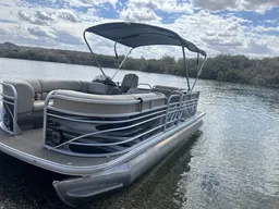 20 ft Party Barge DLX