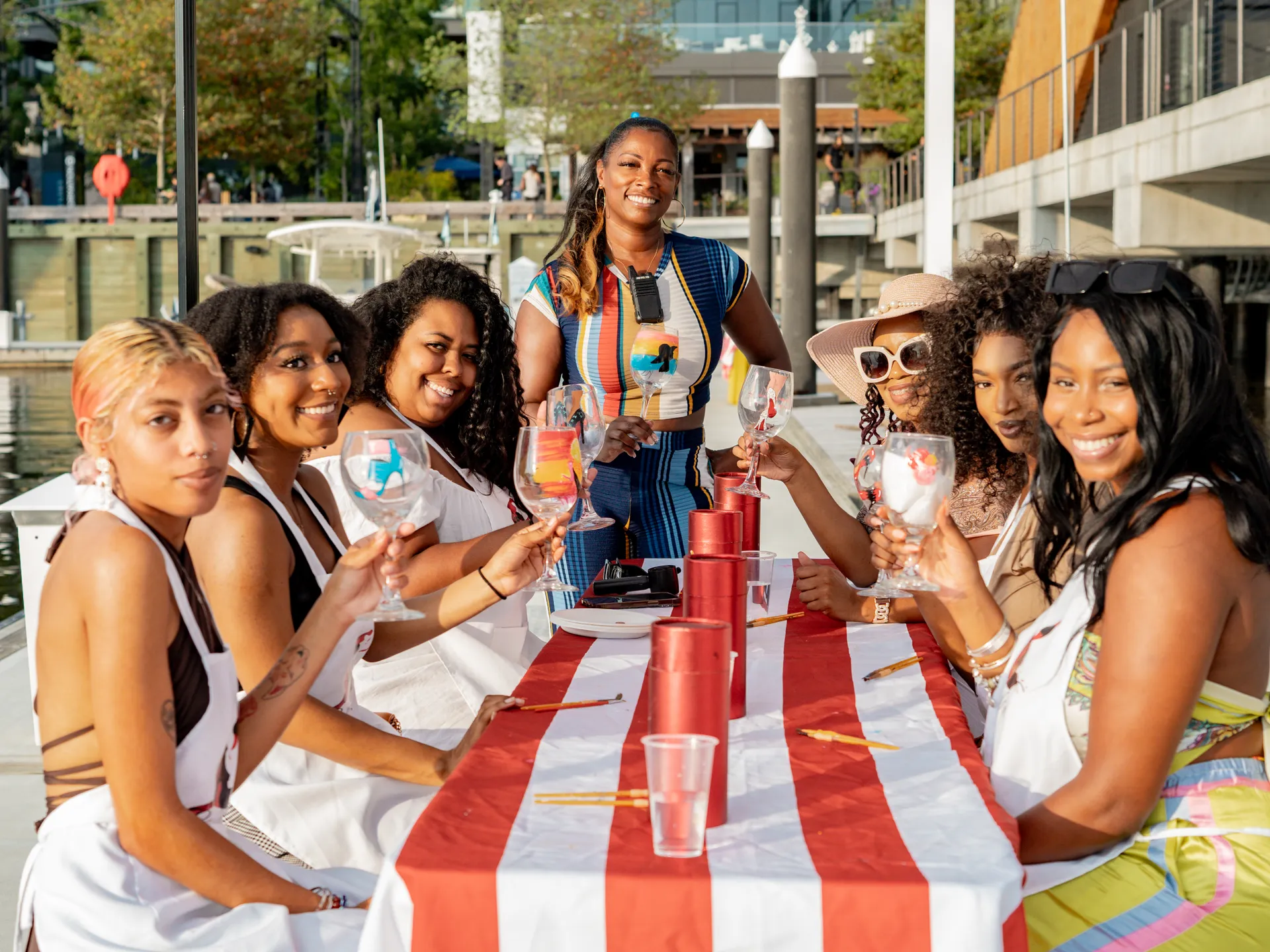 Paint, party and yacht with us! Climb aboard the 45ft Sea Ray