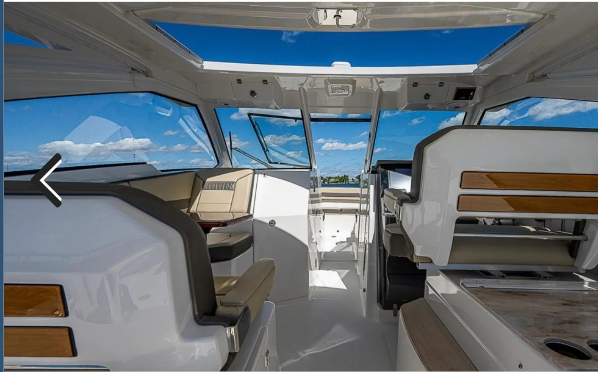 38ft Cruise ICW, Peanut isle.,Palm Beach. Capt fee Incl. in list price