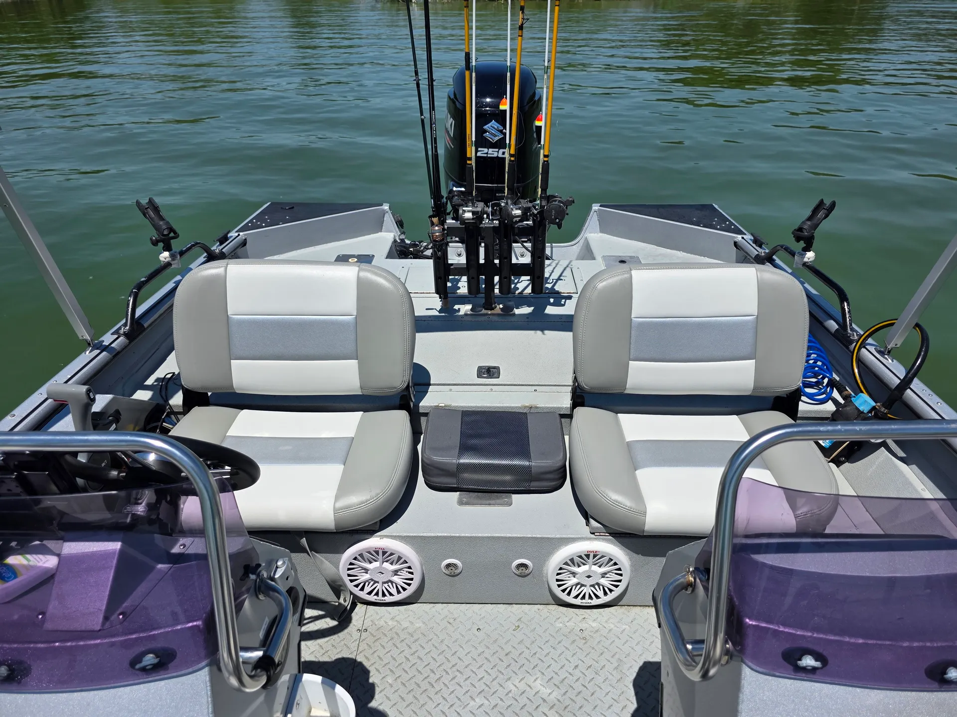 SeaArk BigEasy on lake Lewisville or Grapevine,**FREE FLOATING MAT!!**