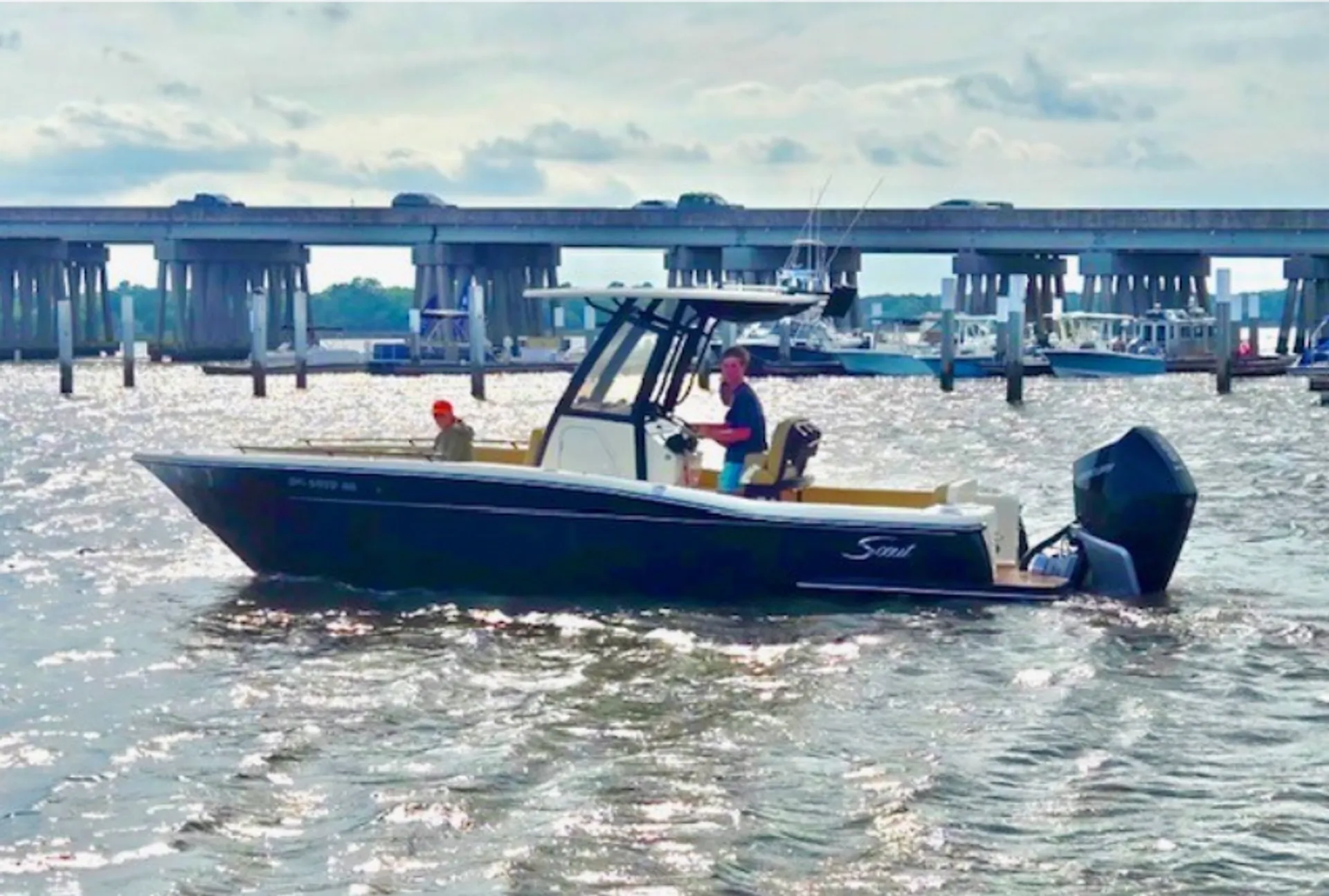 SCOUT BOATS 235 XSF W/F250UCA in Ridgeville, SC