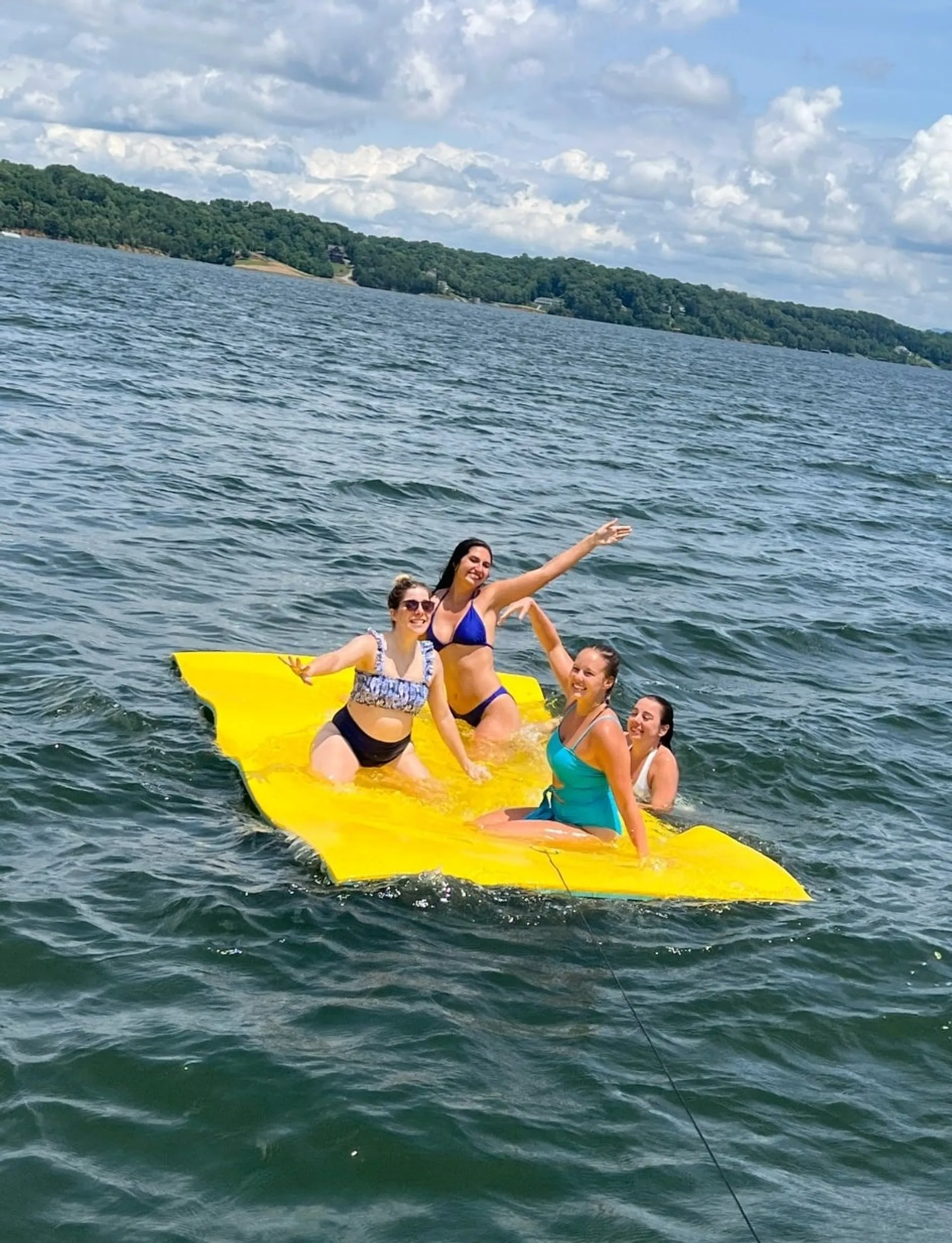 Lakeside Paradise Escape