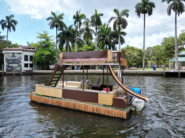 Rent a SOLID POWERBOATS pontoon in Fort Lauderdale, FL near me