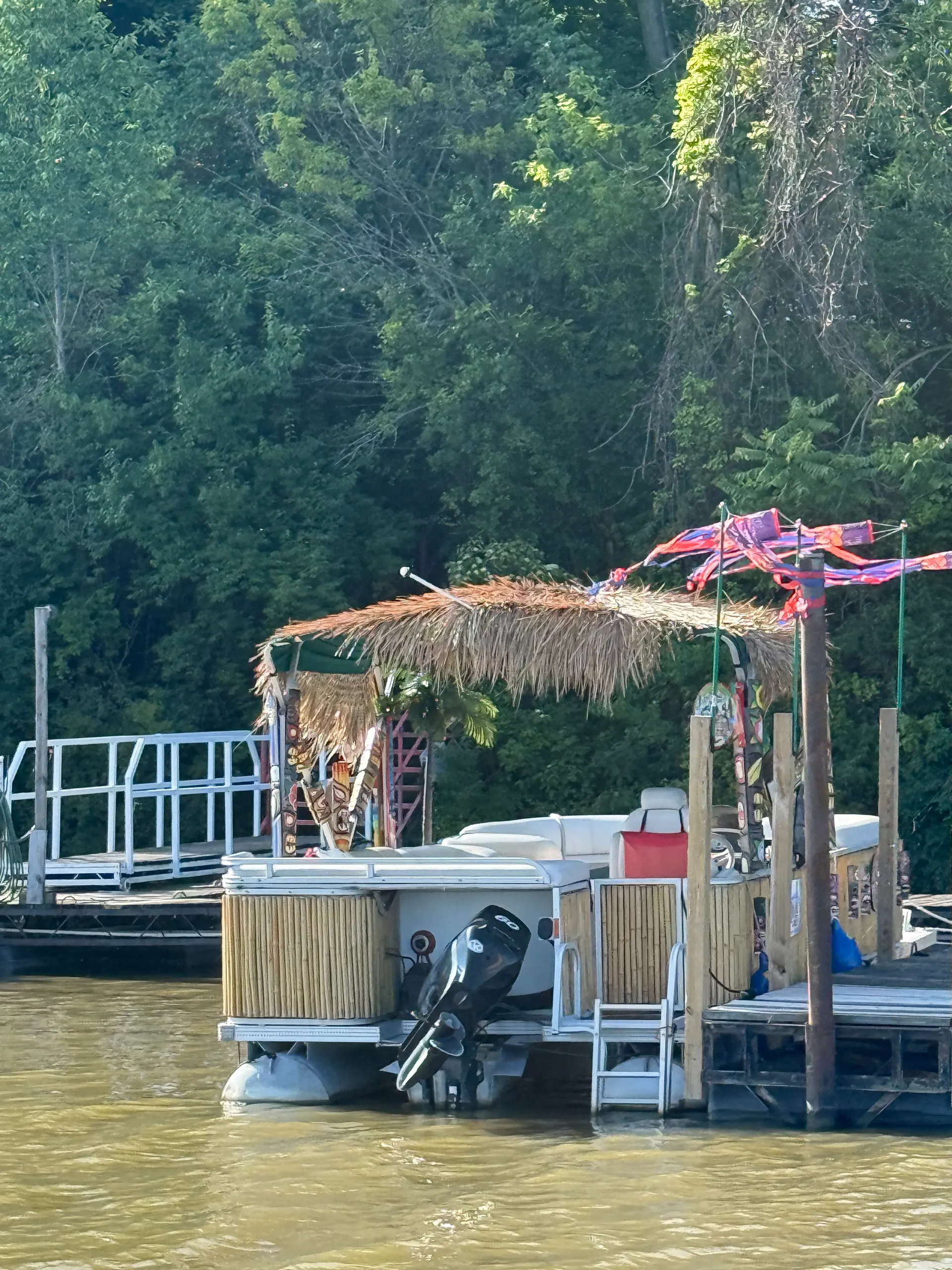 CREST PONTOONS 22 CREST II in Toledo, OH — photo 6